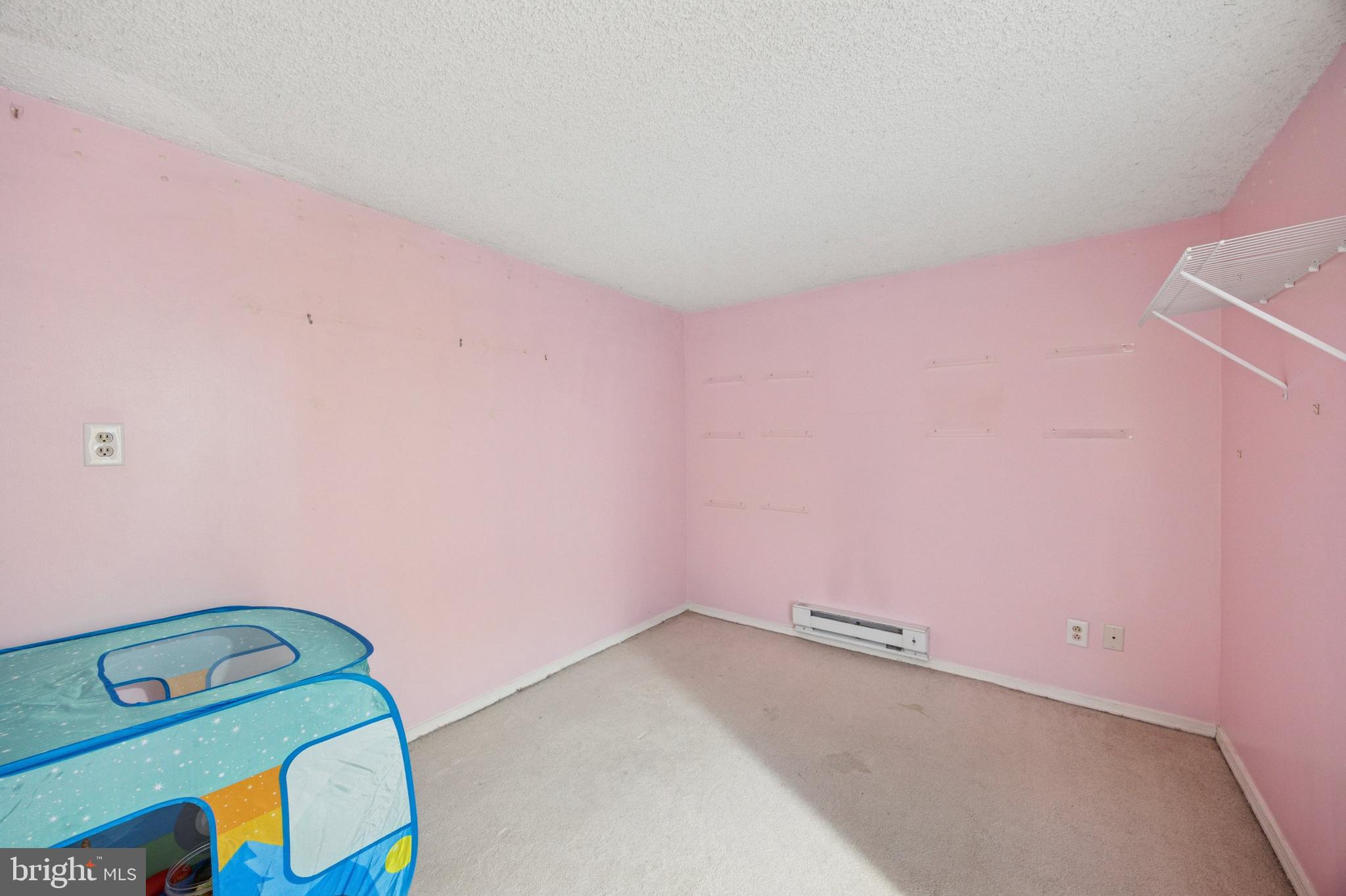 HUNTERS RUN - Residential