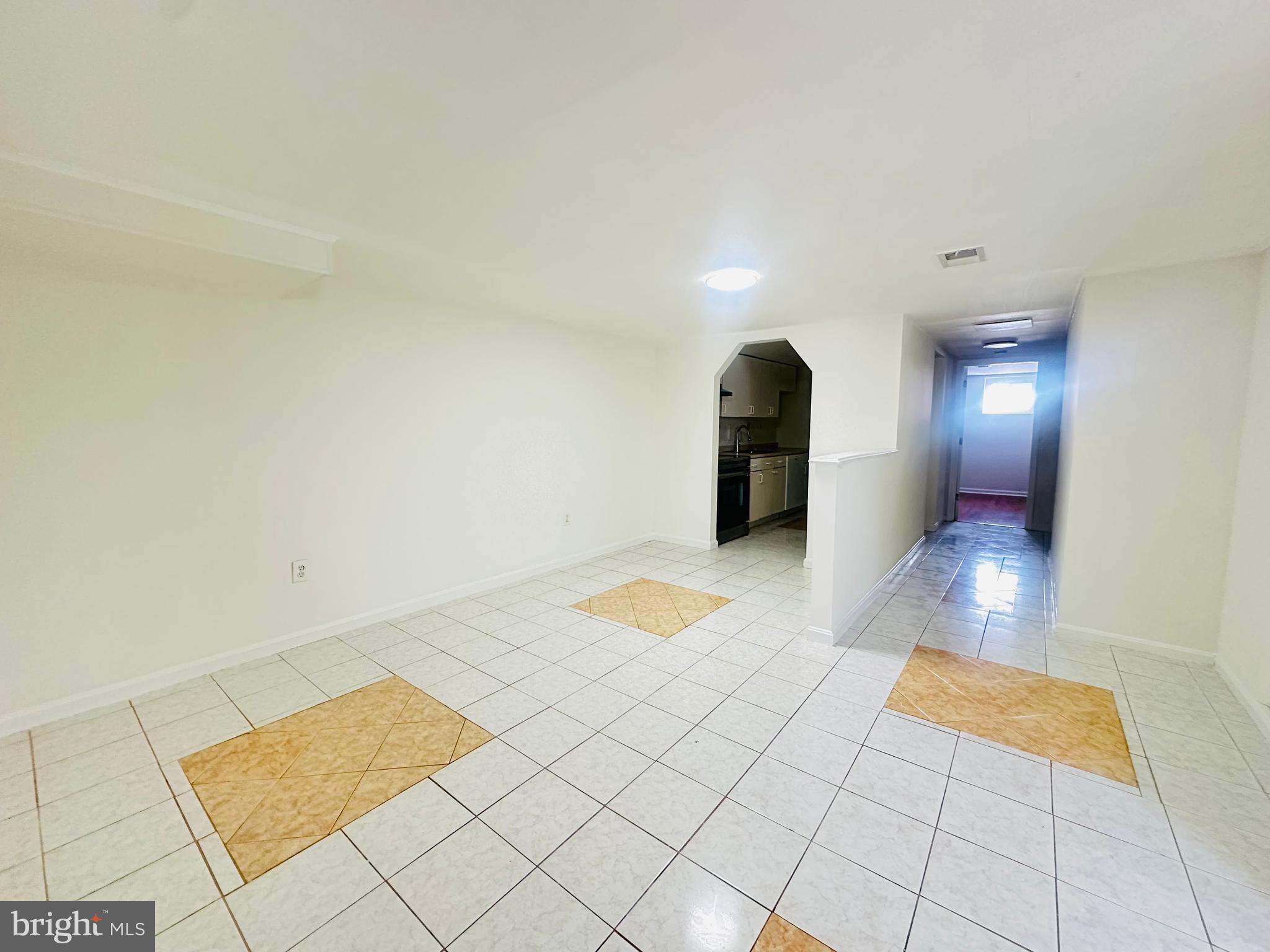 BRISTOW - Residential Lease