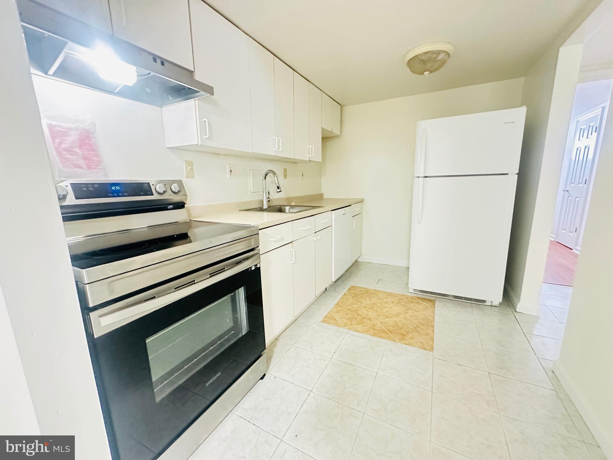 BRISTOW - Residential Lease