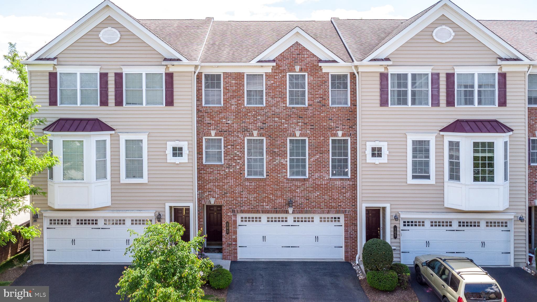 STATION SQ AT AMBLER - Residential