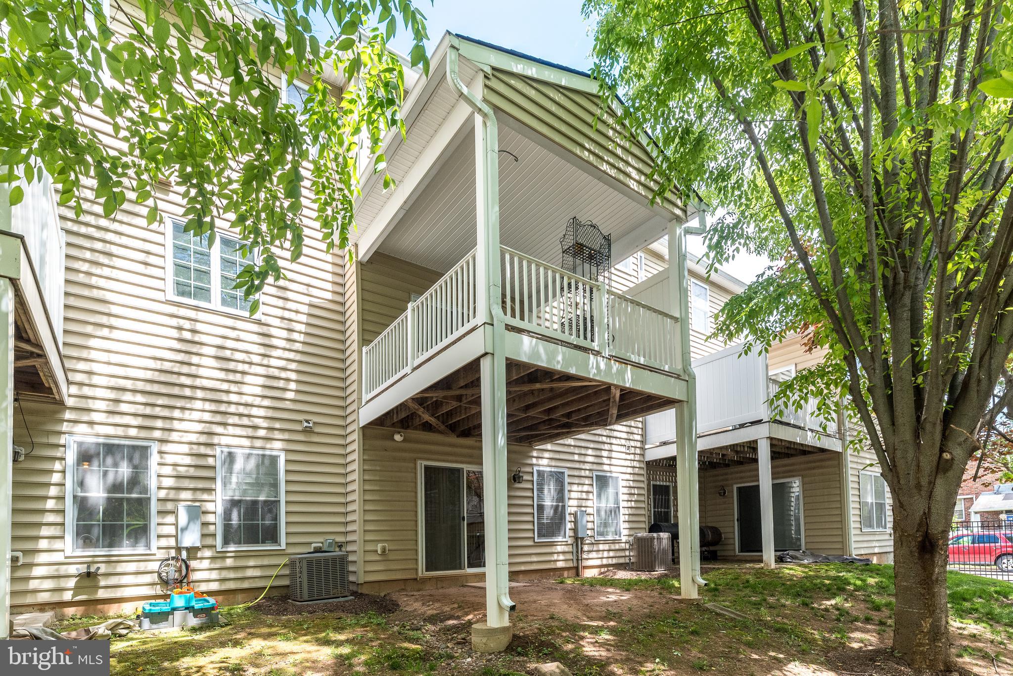 STATION SQ AT AMBLER - Residential
