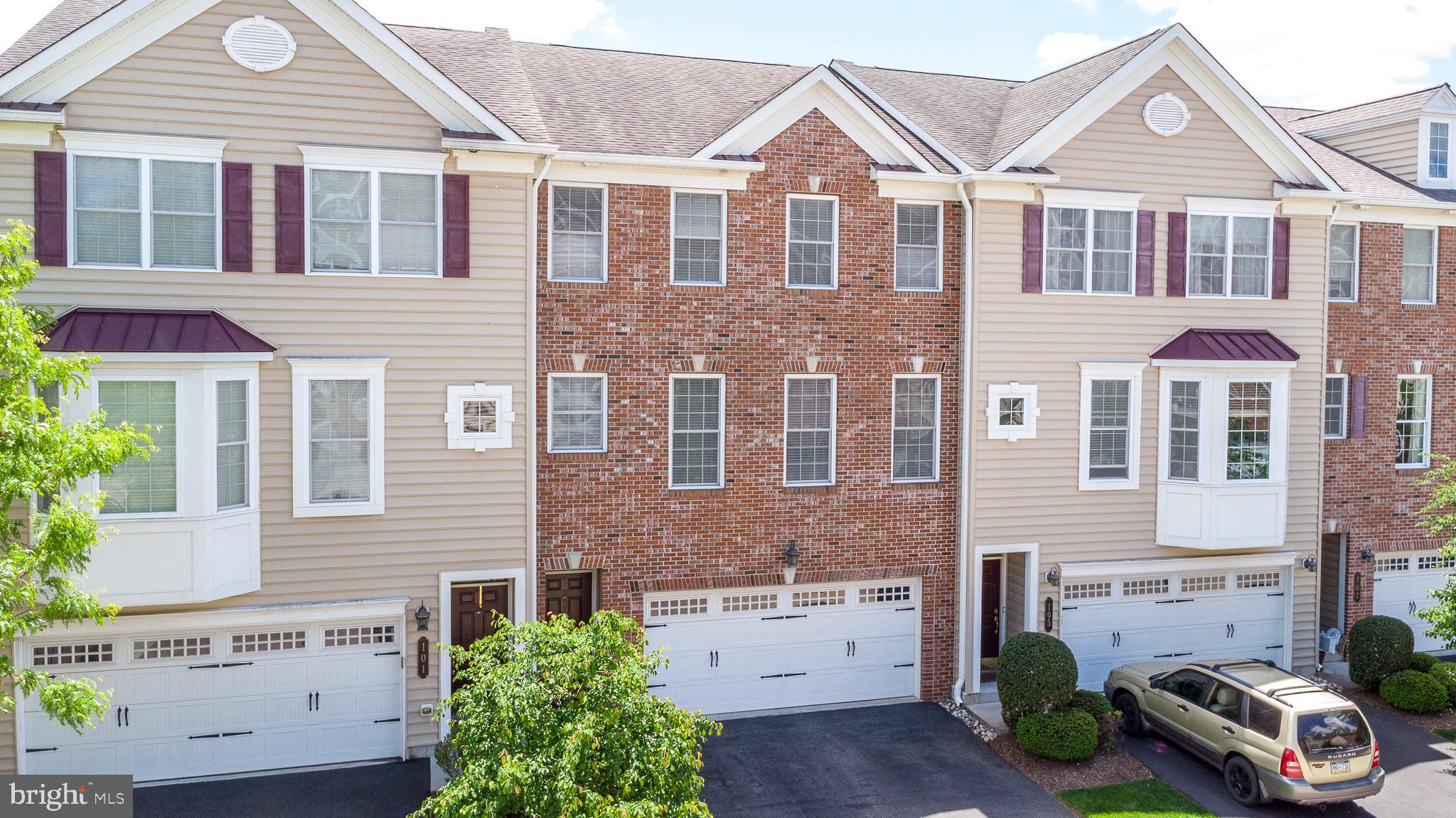 STATION SQ AT AMBLER - Residential