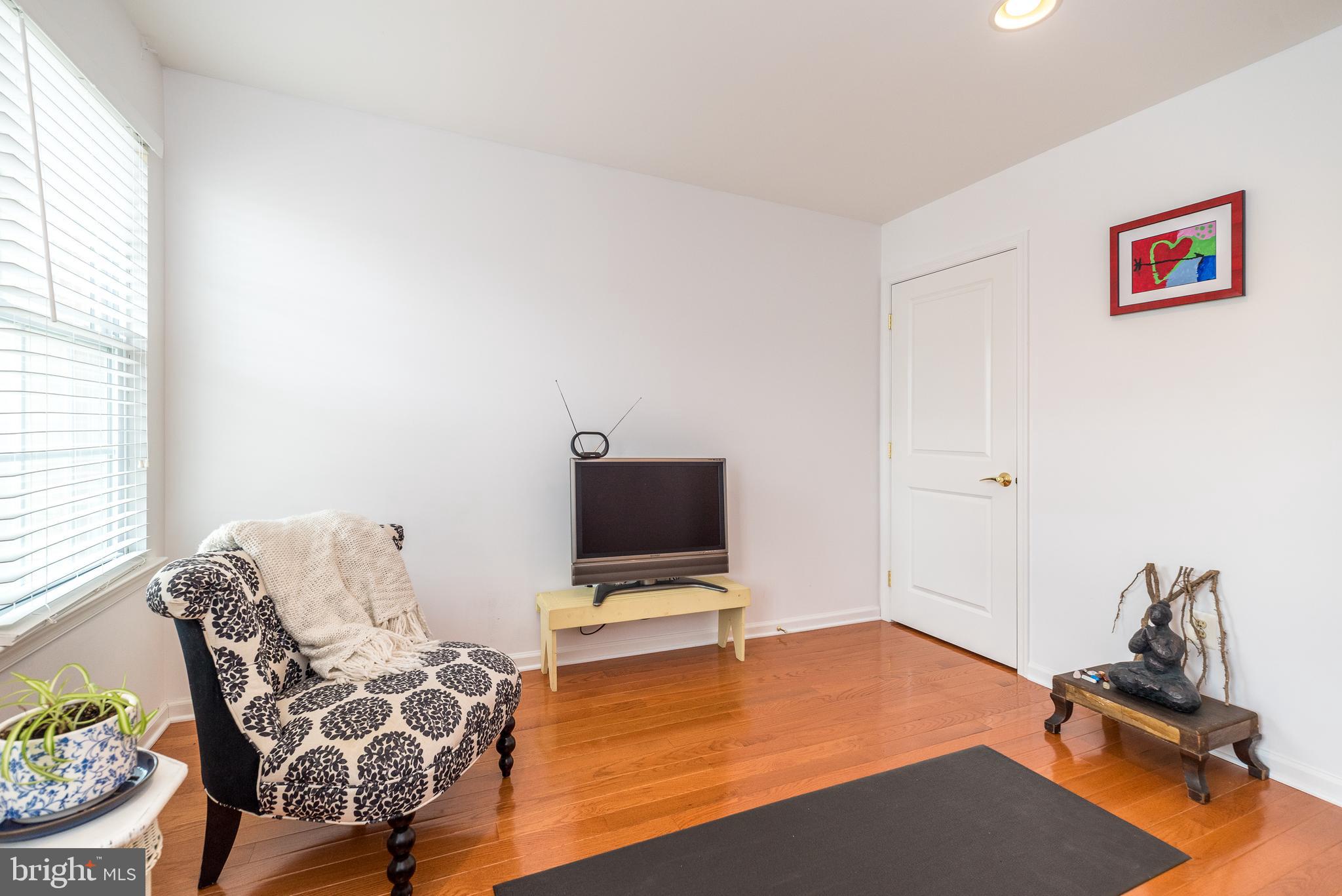 STATION SQ AT AMBLER - Residential