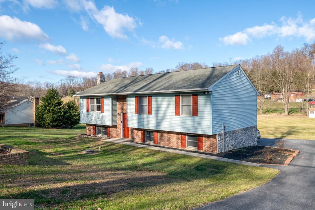 Photo of 1131 Rawlinsville Road, WILLOW STREET, PA 17584 (MLS # PALA2062136)