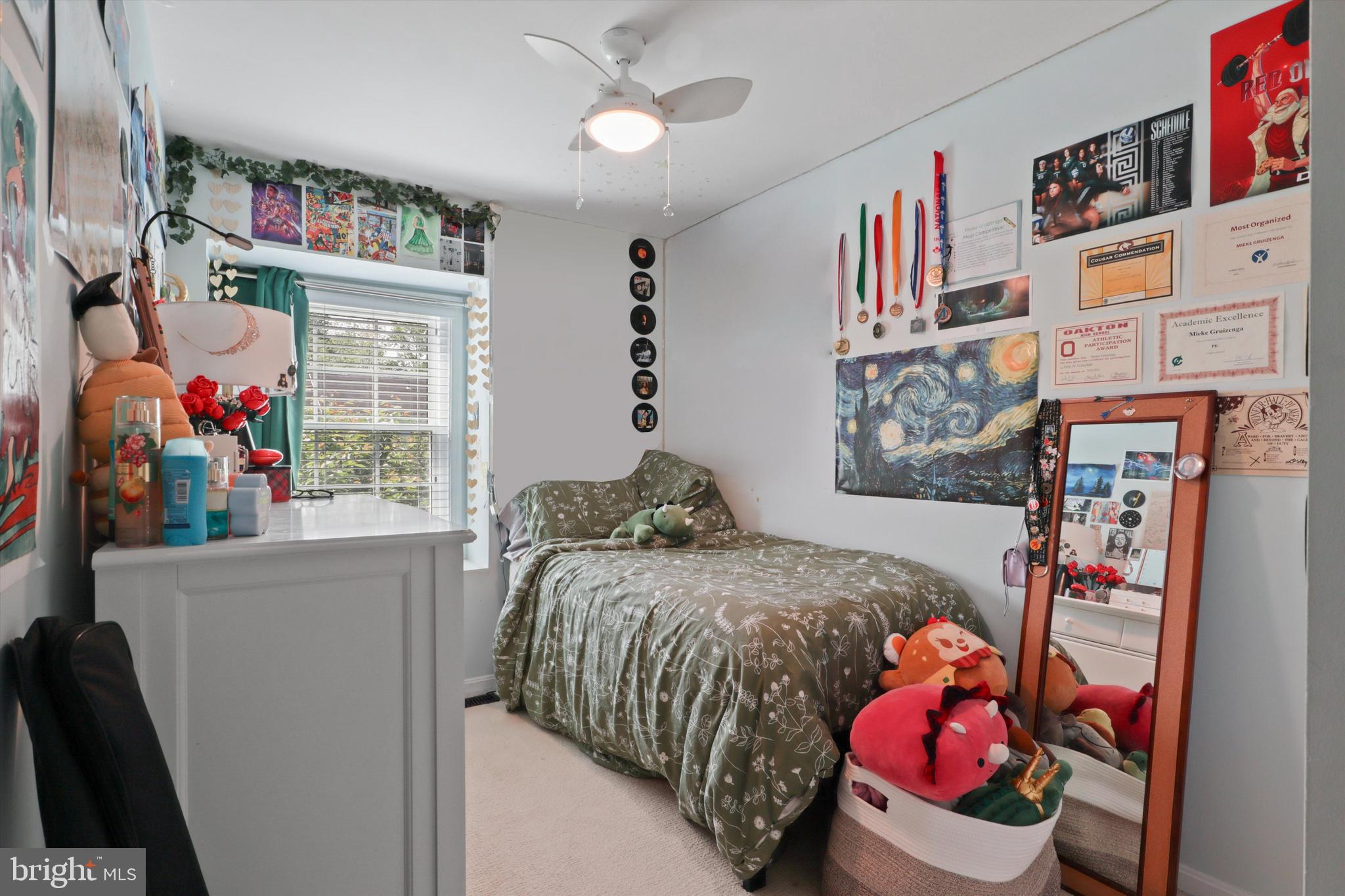 OAKTON CLOISTERS - Residential Lease