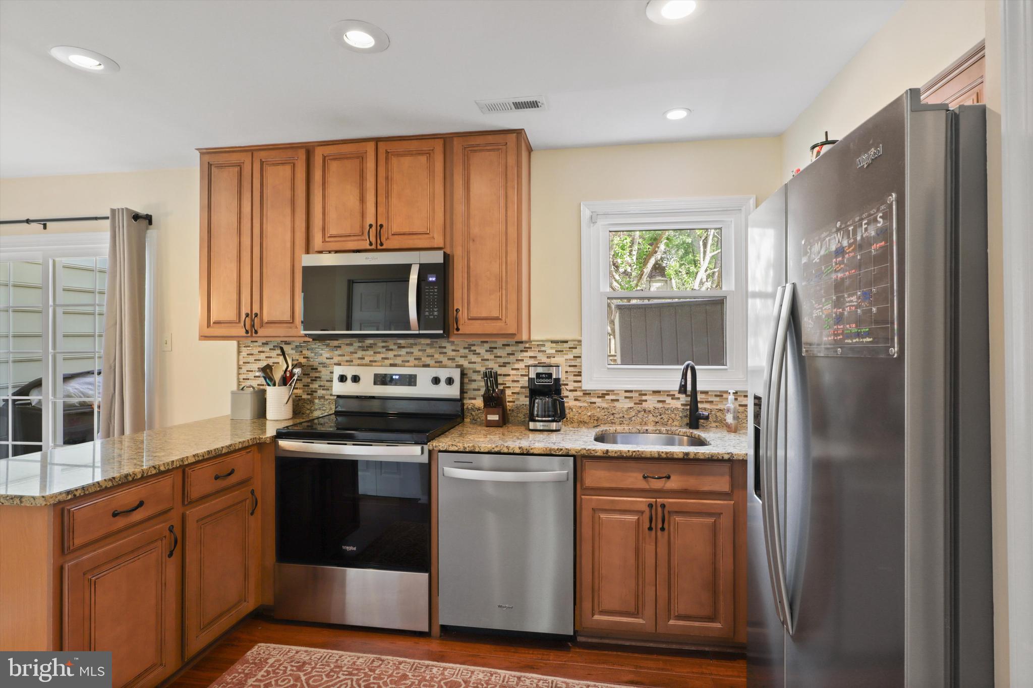 OAKTON CLOISTERS - Residential Lease