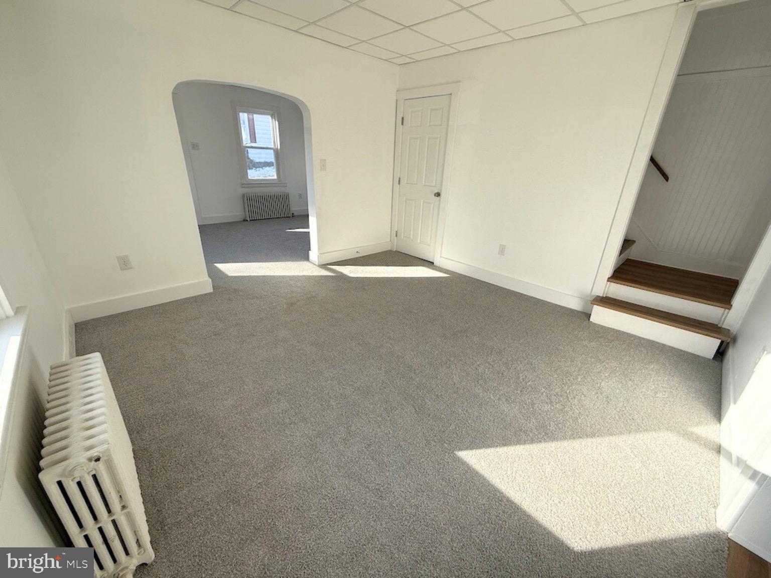 MILLERSBURG - Residential