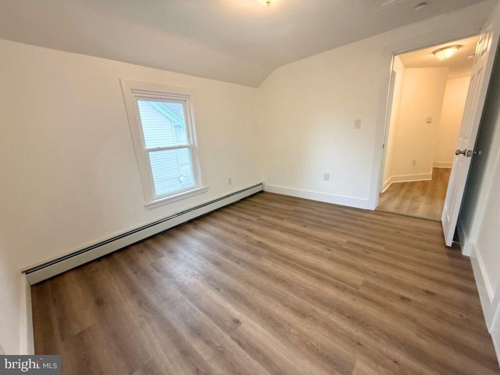 MILLERSBURG - Residential