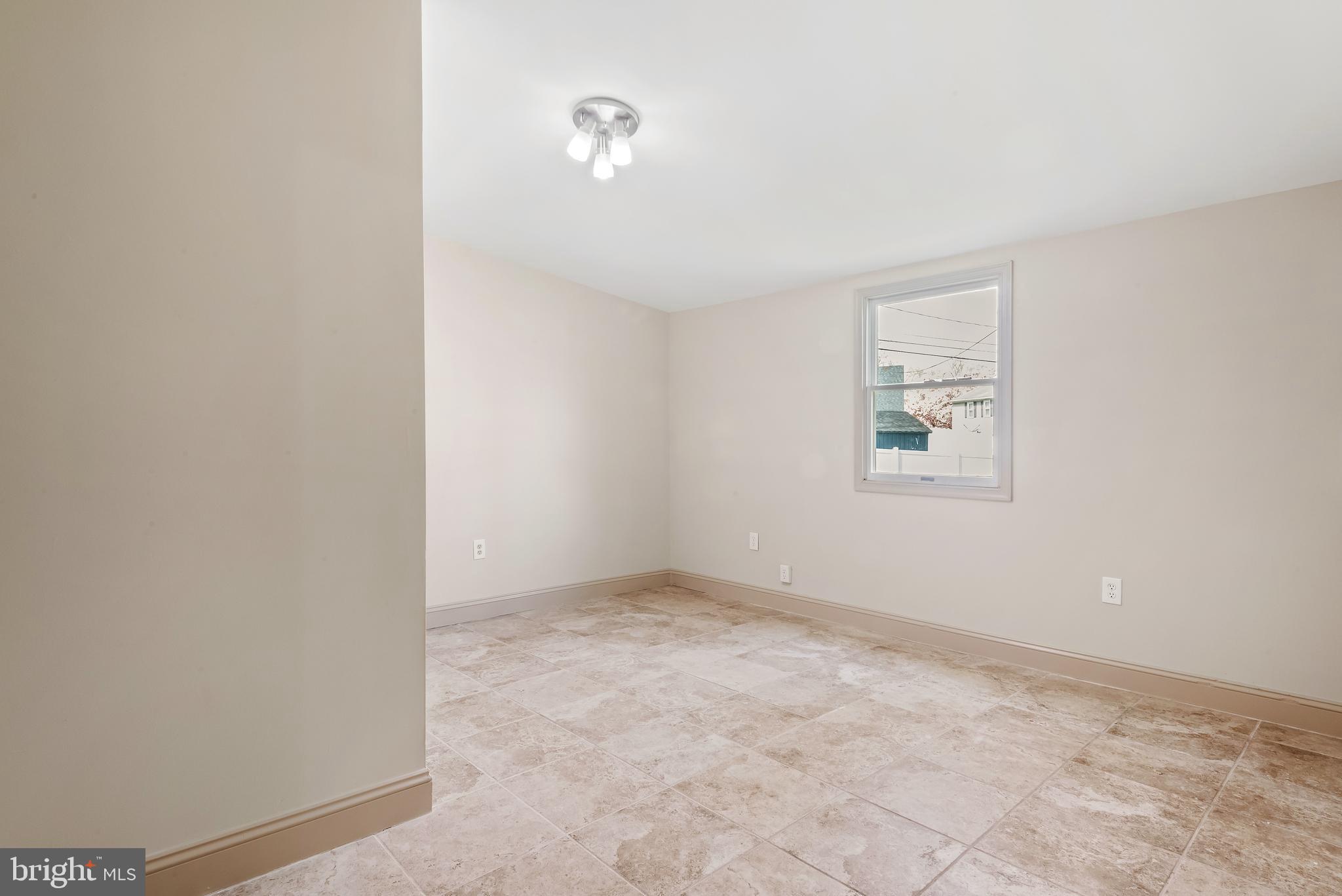 CROMWELL VALLEY - Residential