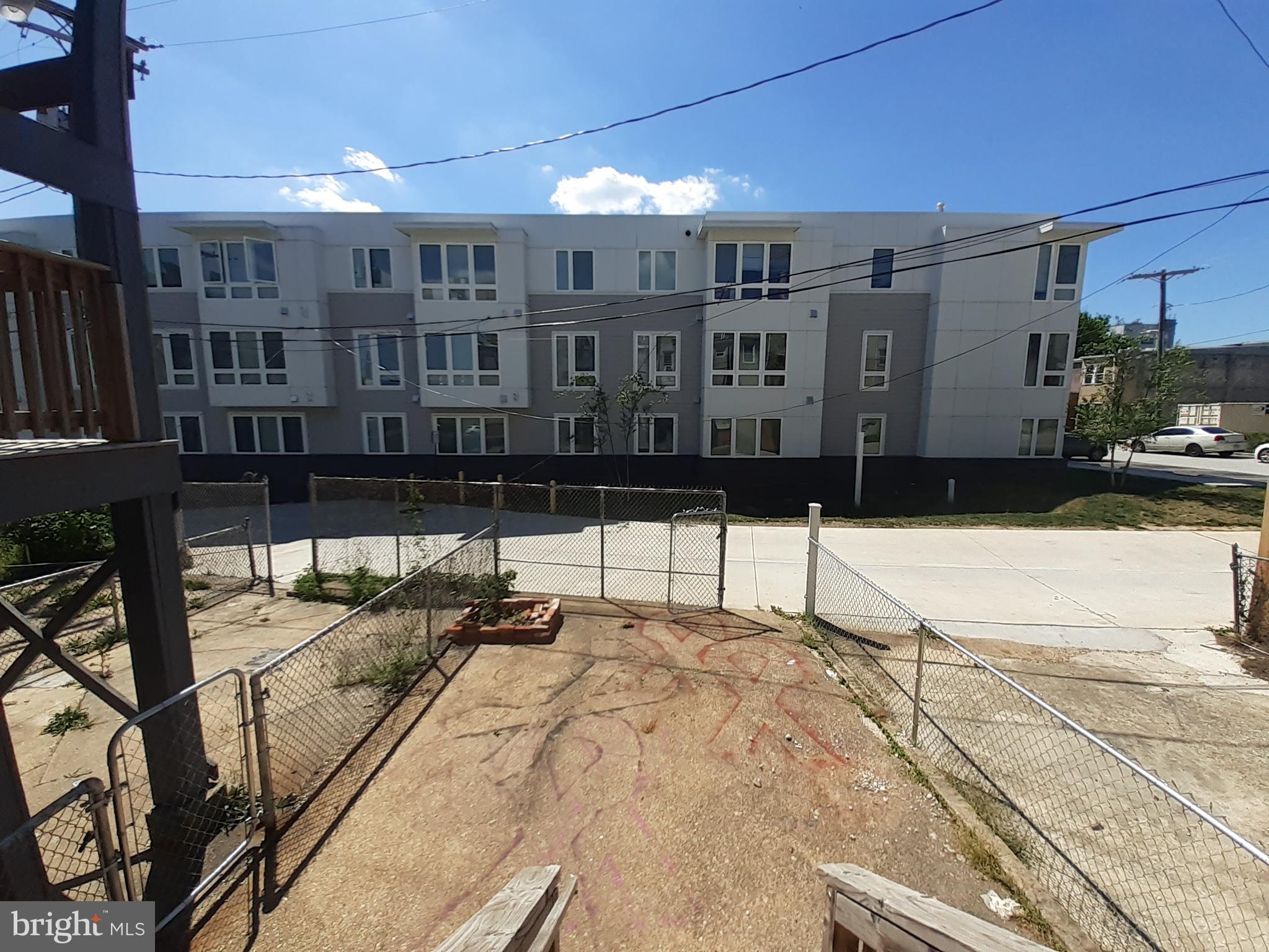 EAST BALTIMORE MIDWAY - Residential