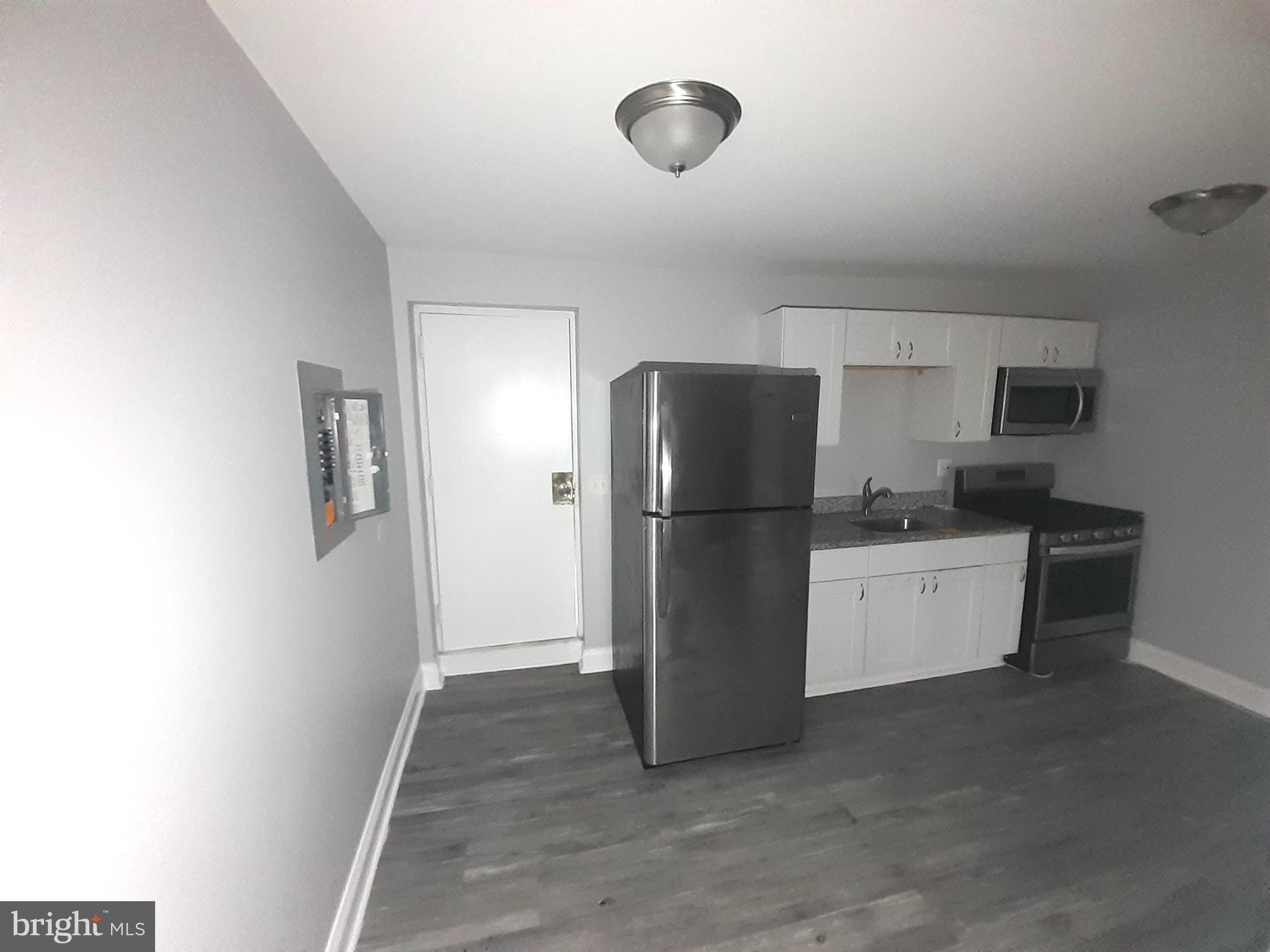 EAST BALTIMORE MIDWAY - Residential