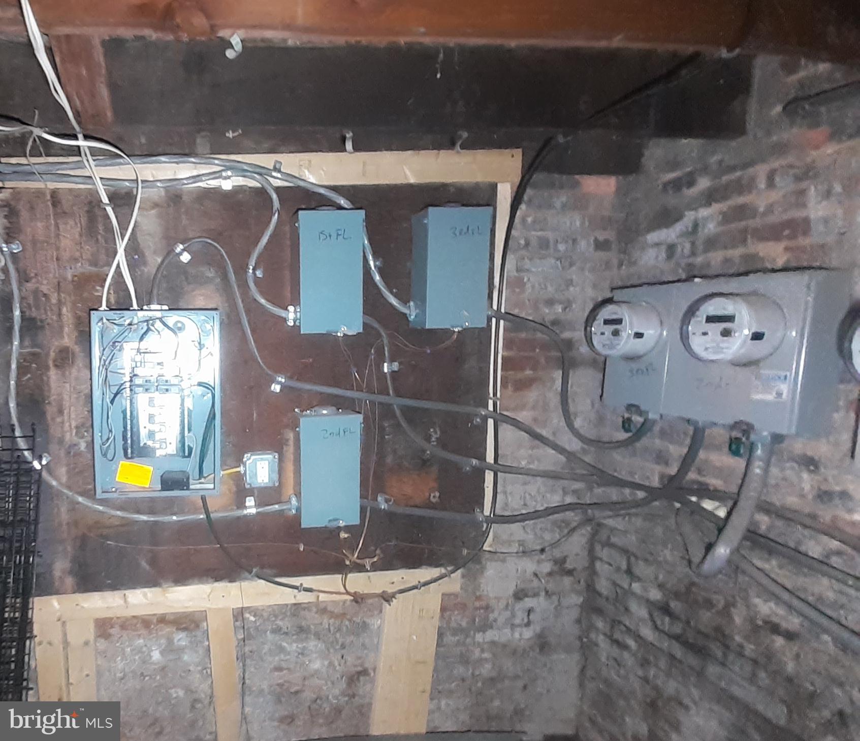 EAST BALTIMORE MIDWAY - Residential