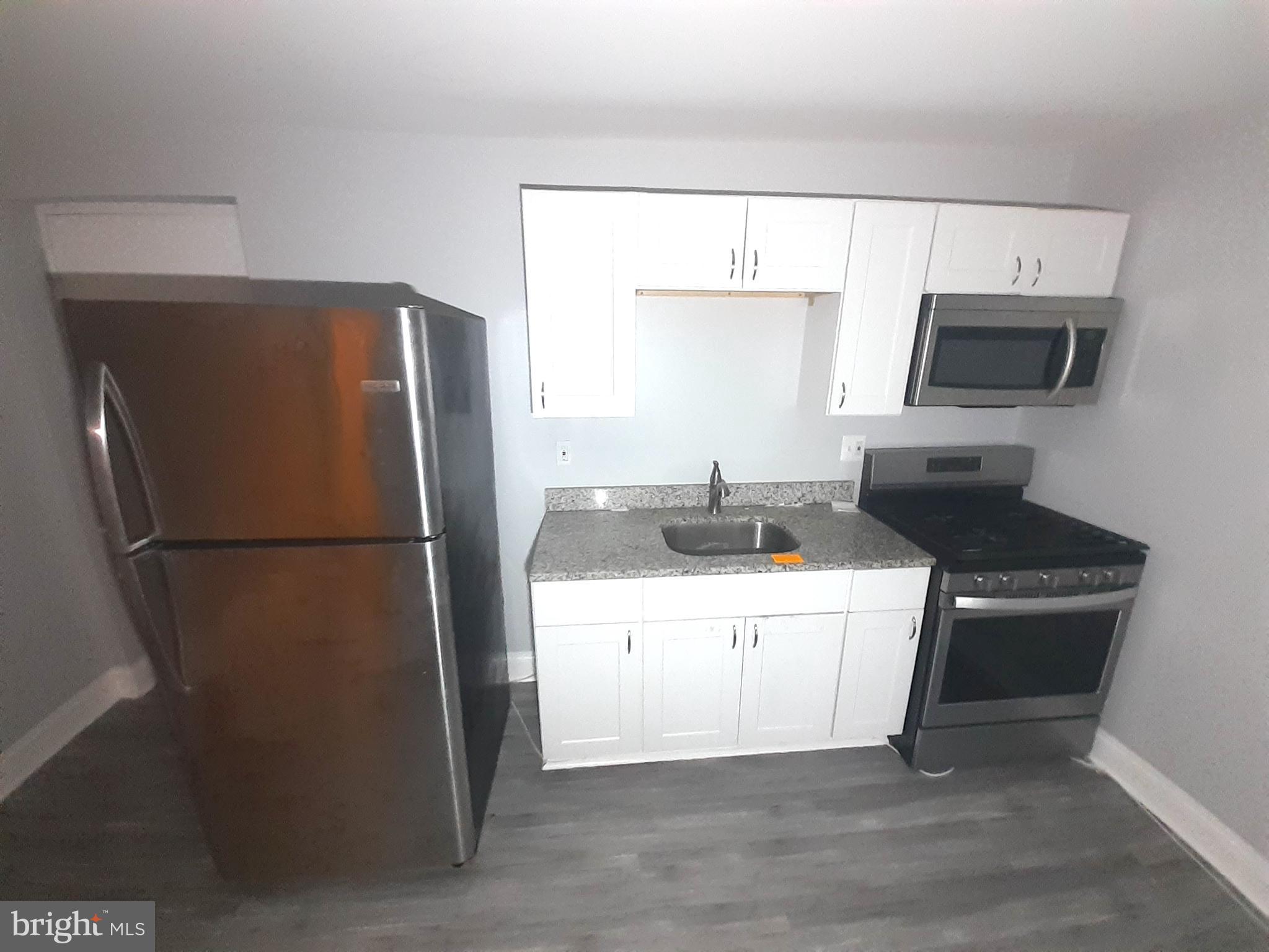 EAST BALTIMORE MIDWAY - Residential