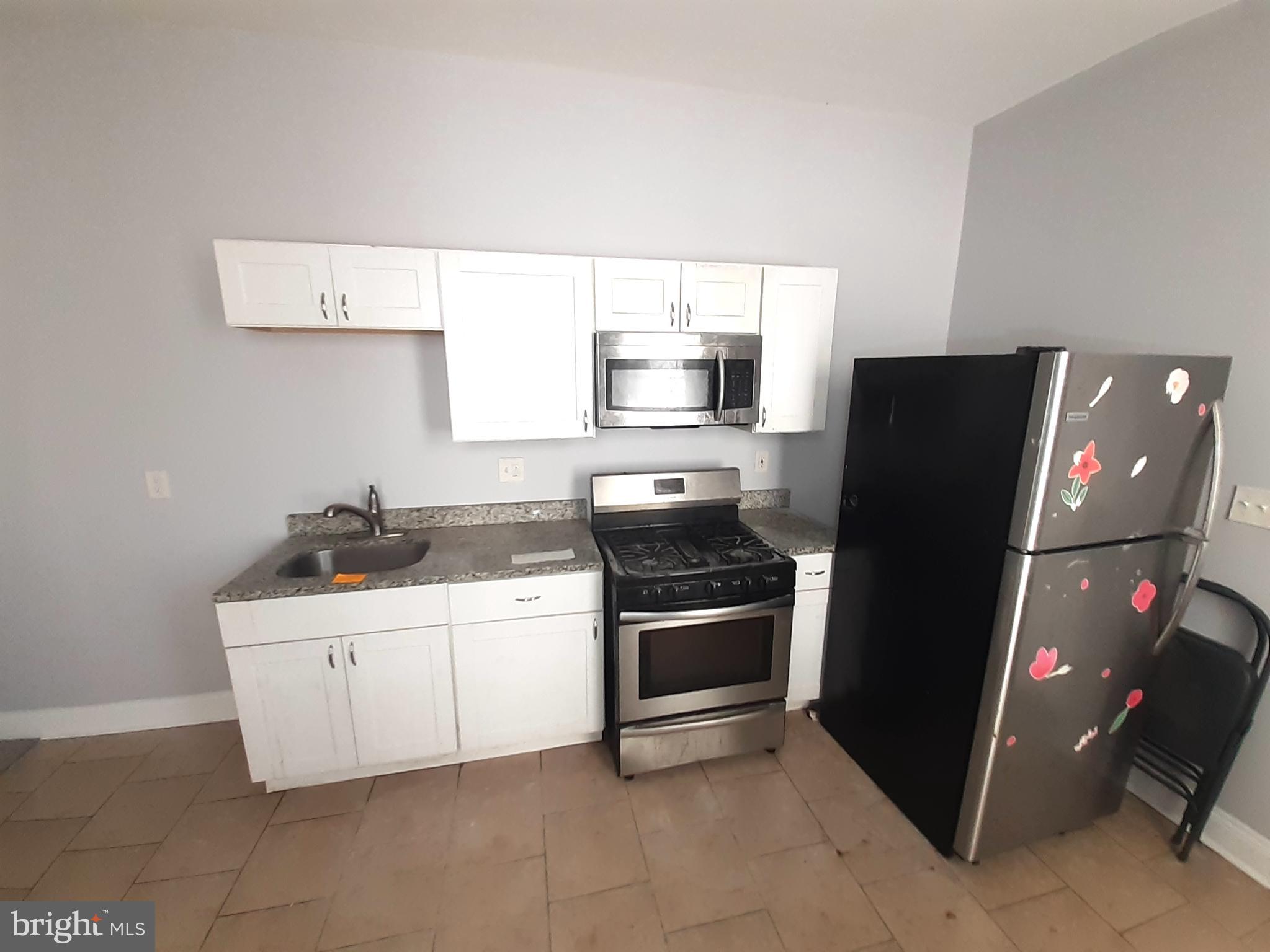 EAST BALTIMORE MIDWAY - Residential