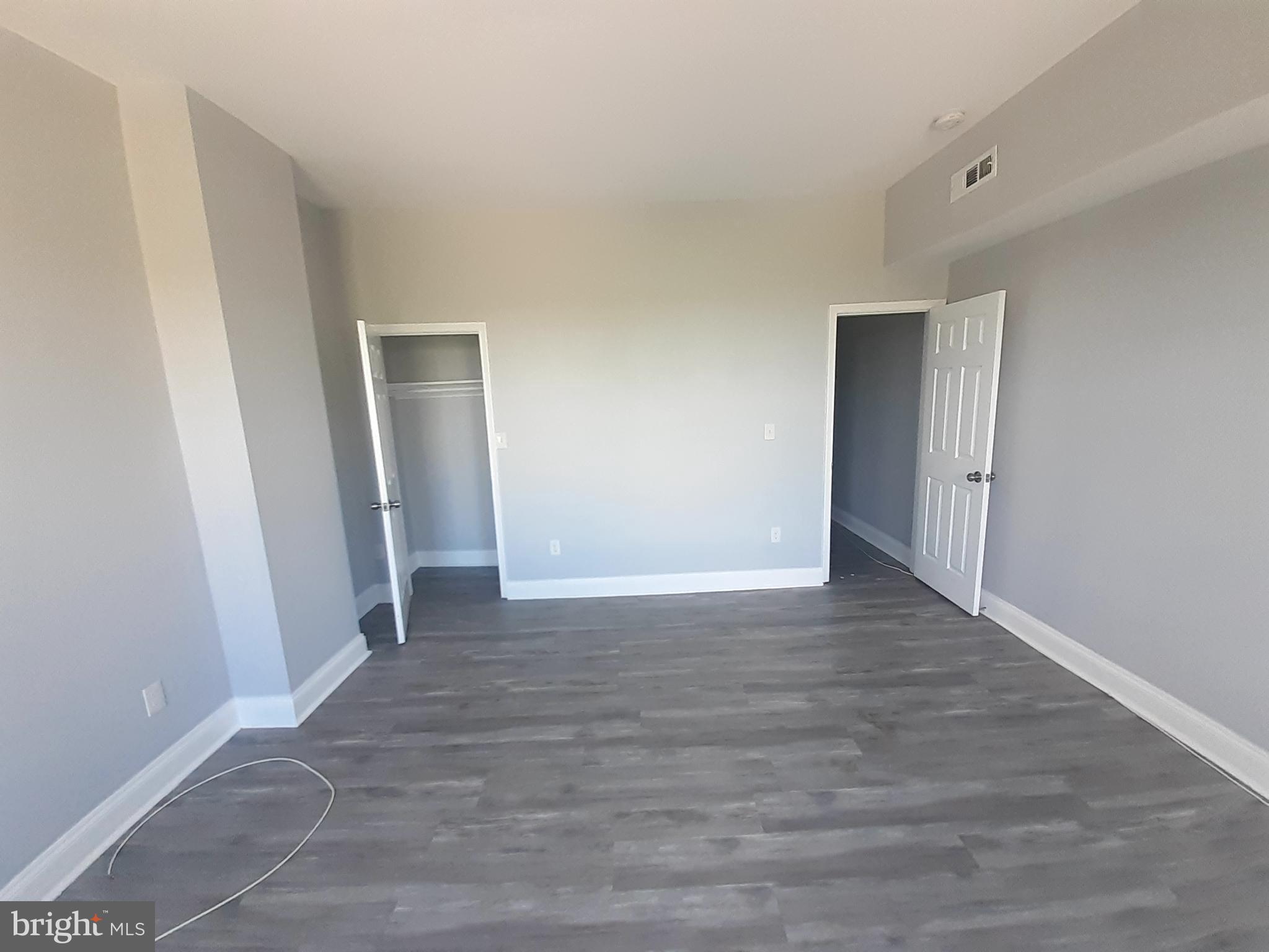 EAST BALTIMORE MIDWAY - Residential