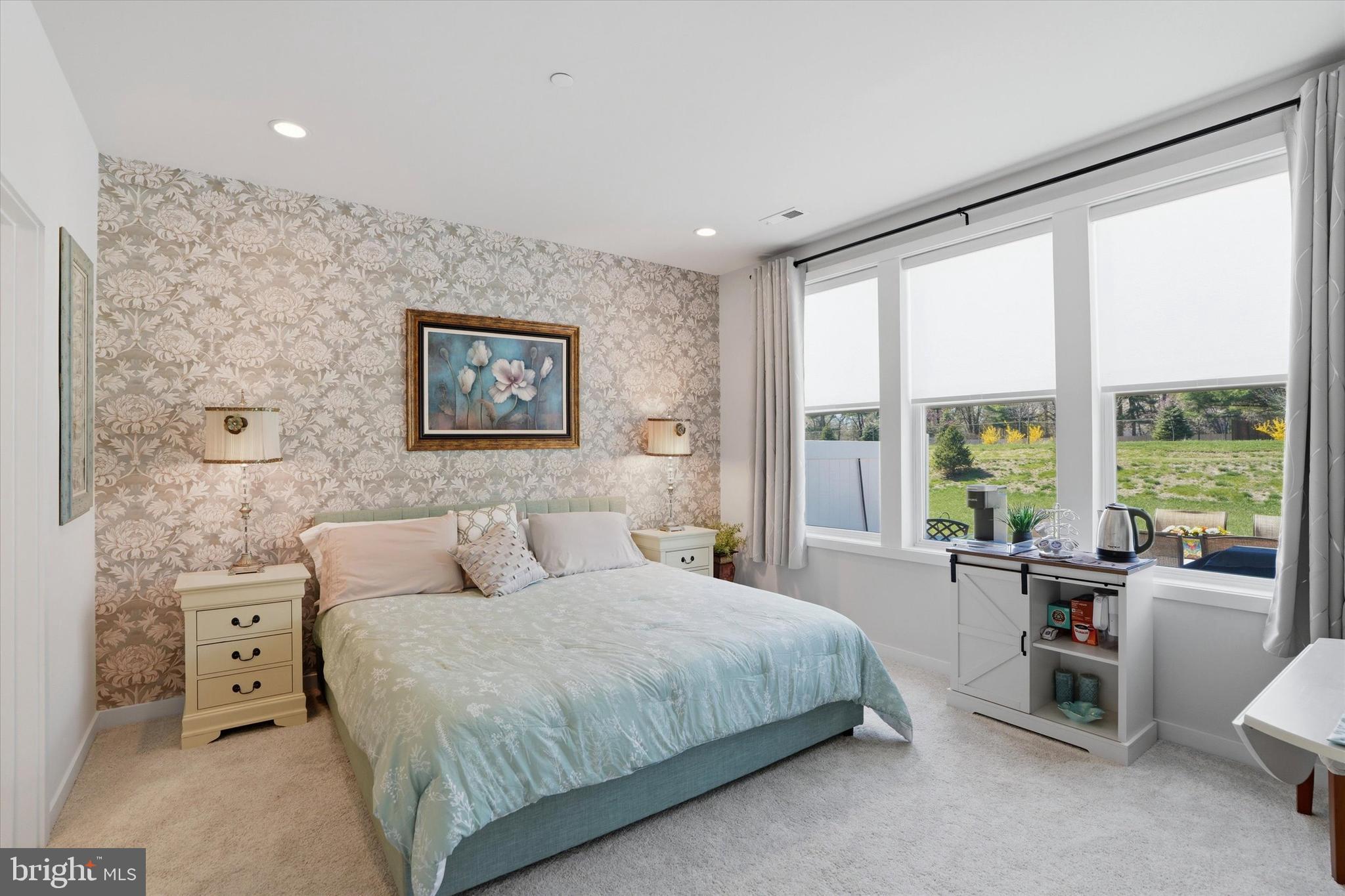 REGENCY AT WATERSIDE - Residential