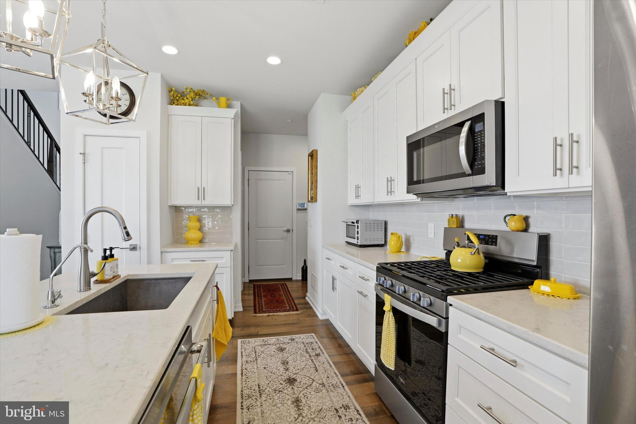 REGENCY AT WATERSIDE - Residential