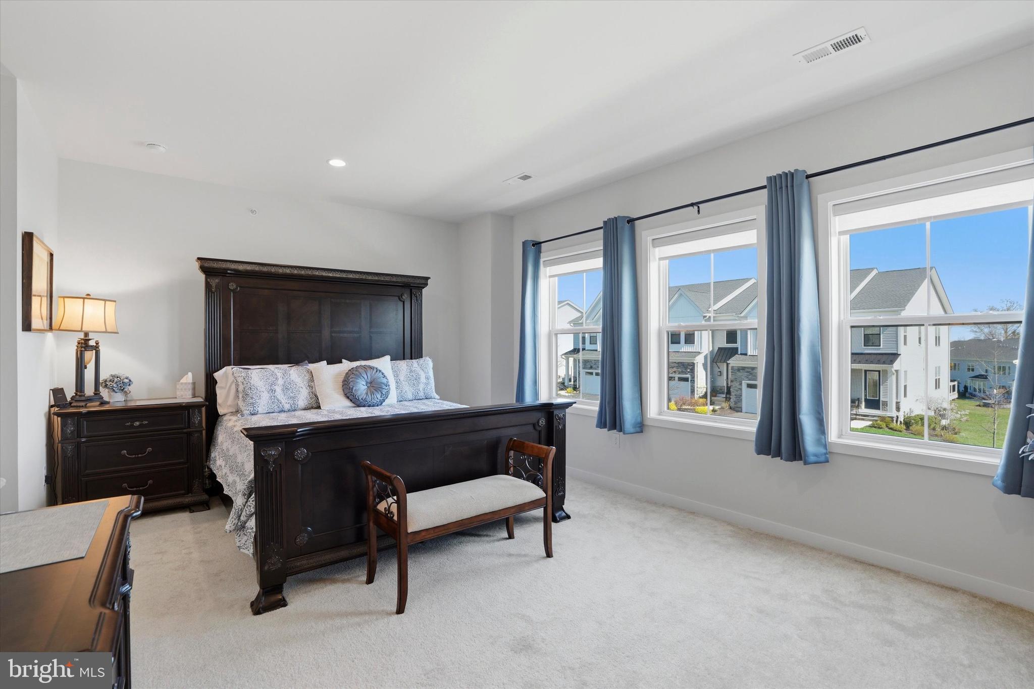 REGENCY AT WATERSIDE - Residential