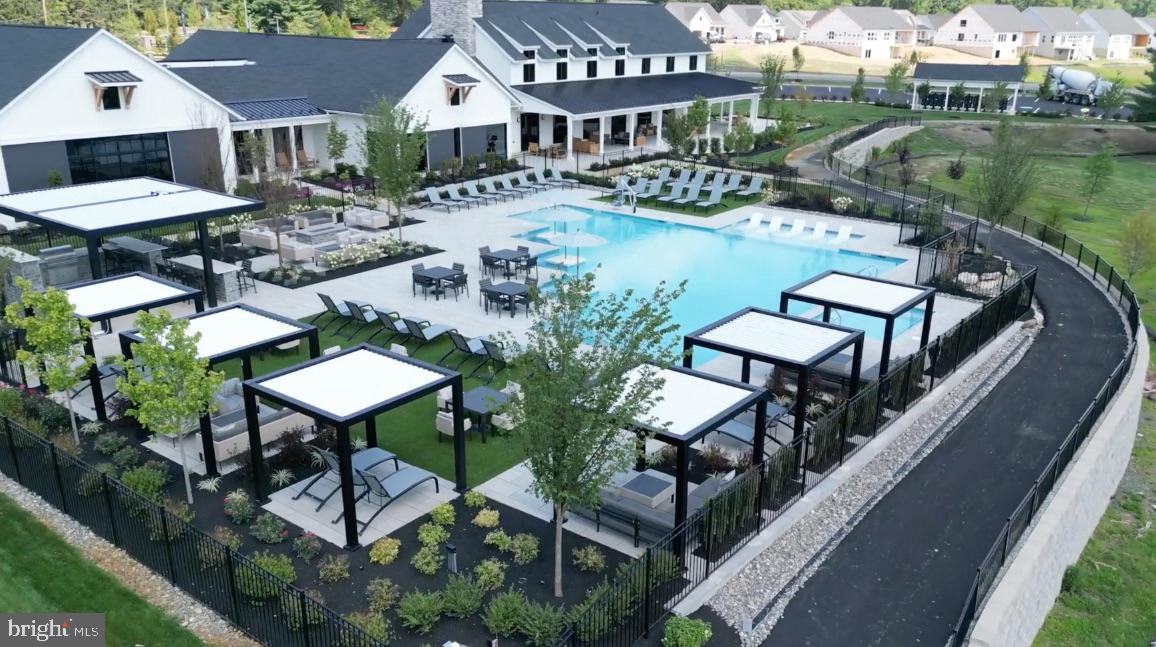 REGENCY AT WATERSIDE - Residential