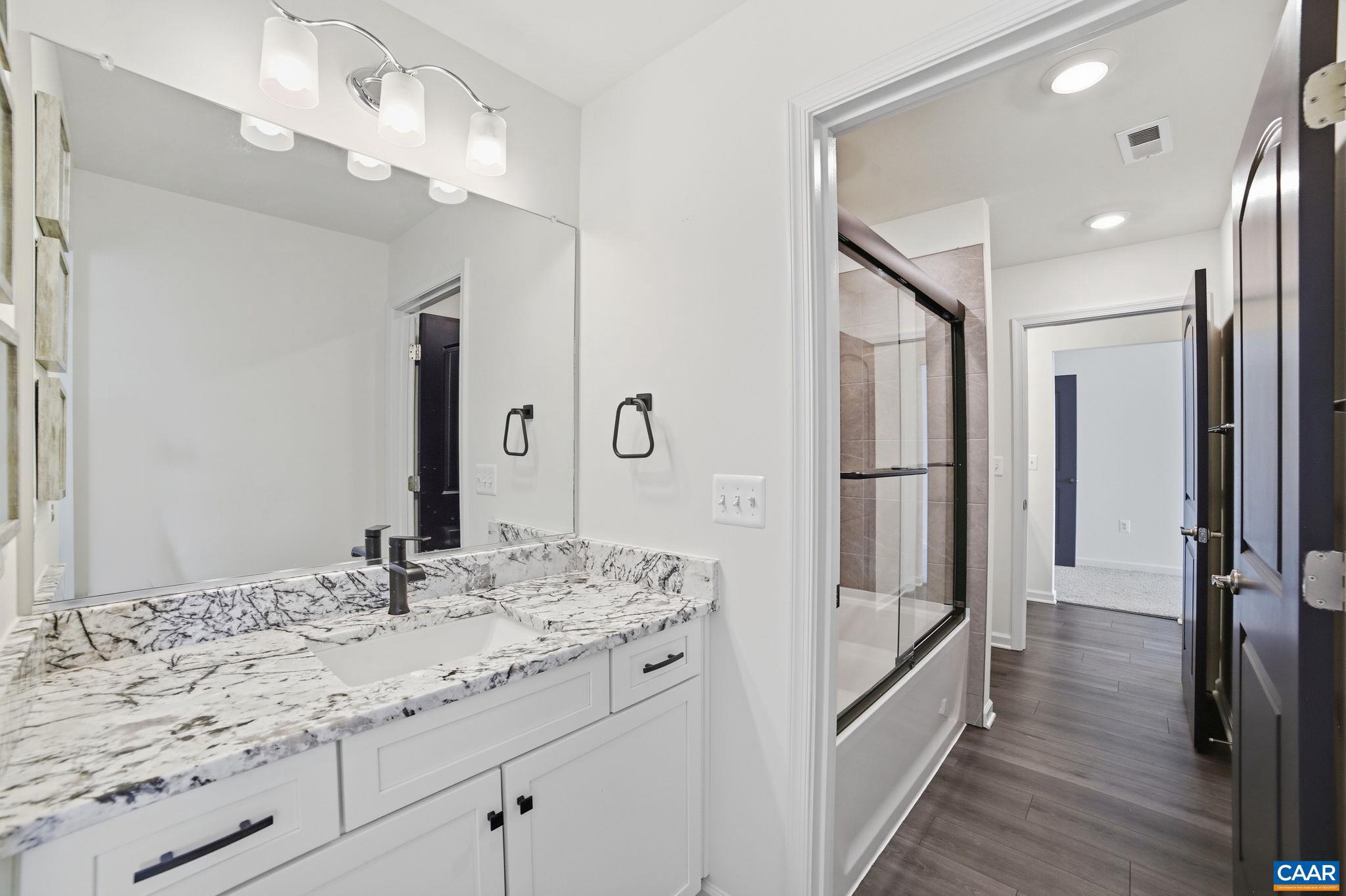 SPRING CREEK - Residential