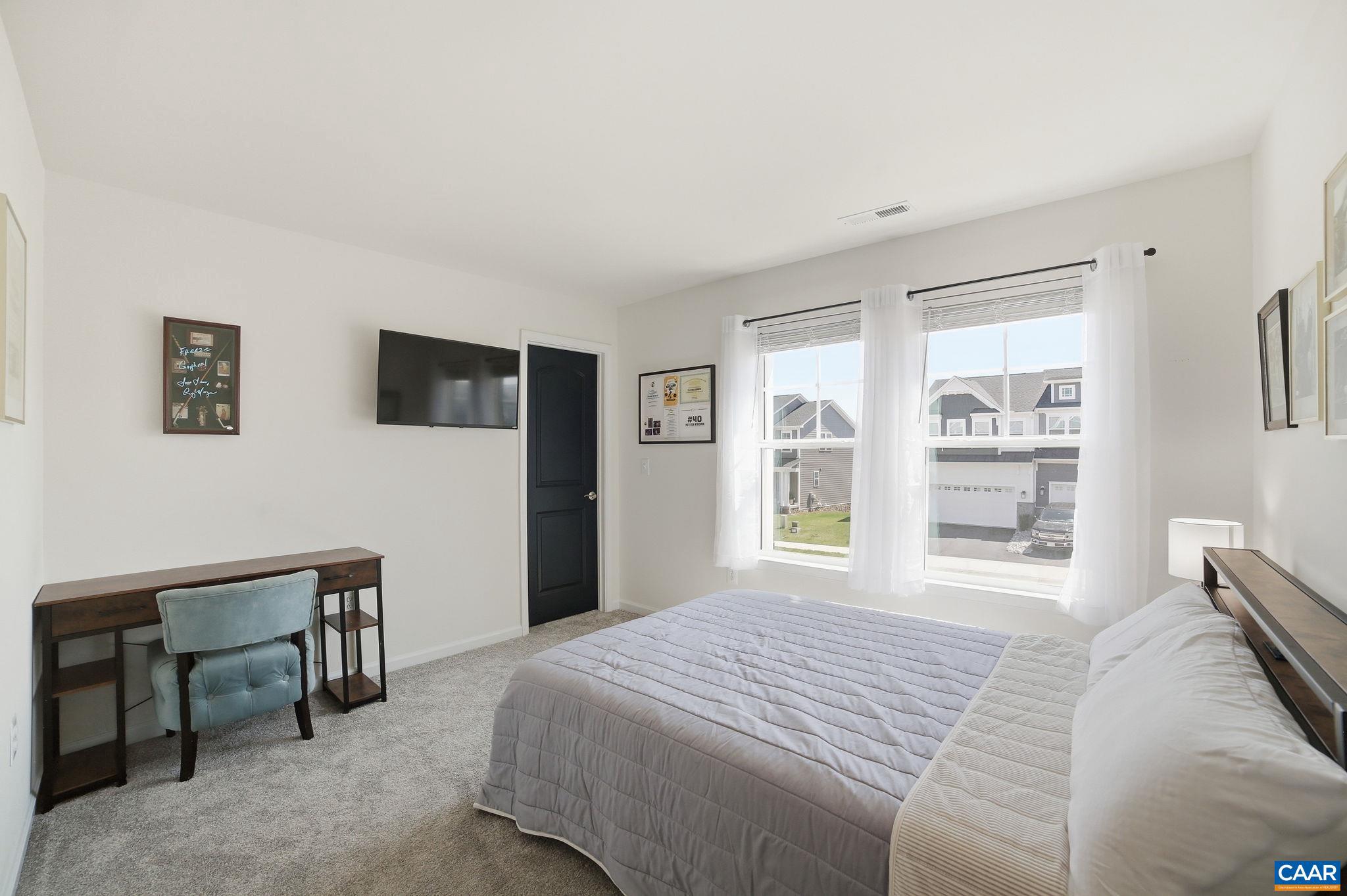 SPRING CREEK - Residential
