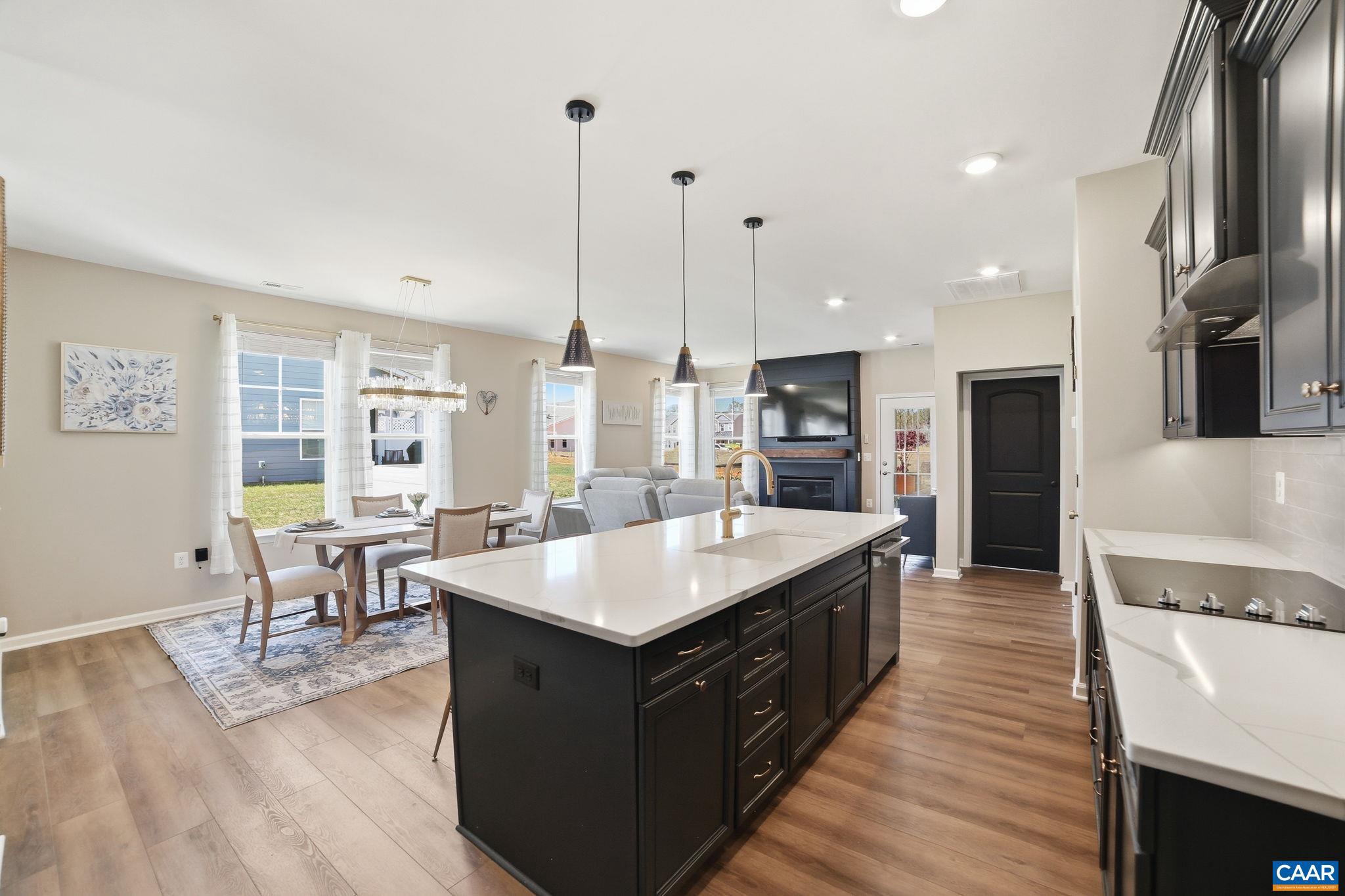 SPRING CREEK - Residential