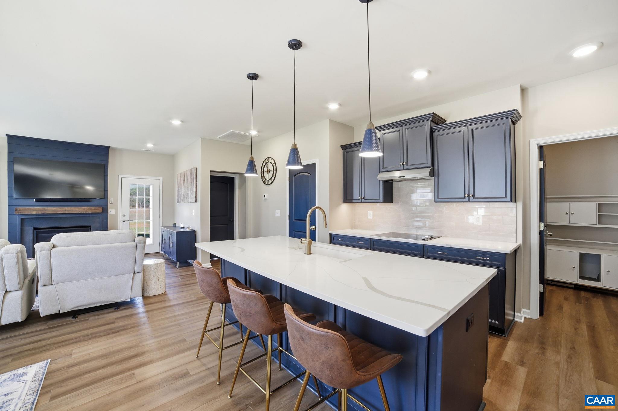 SPRING CREEK - Residential