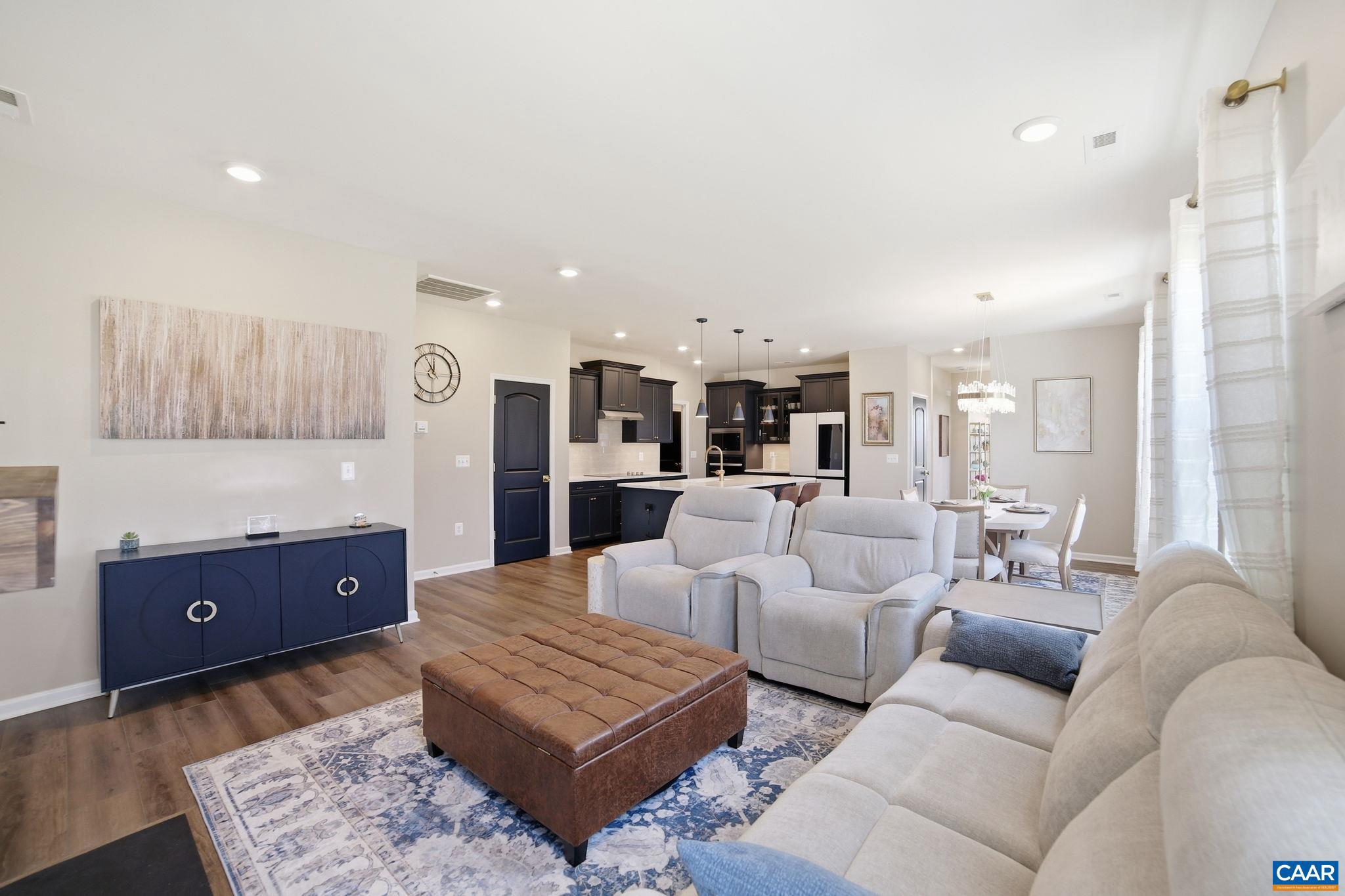 SPRING CREEK - Residential