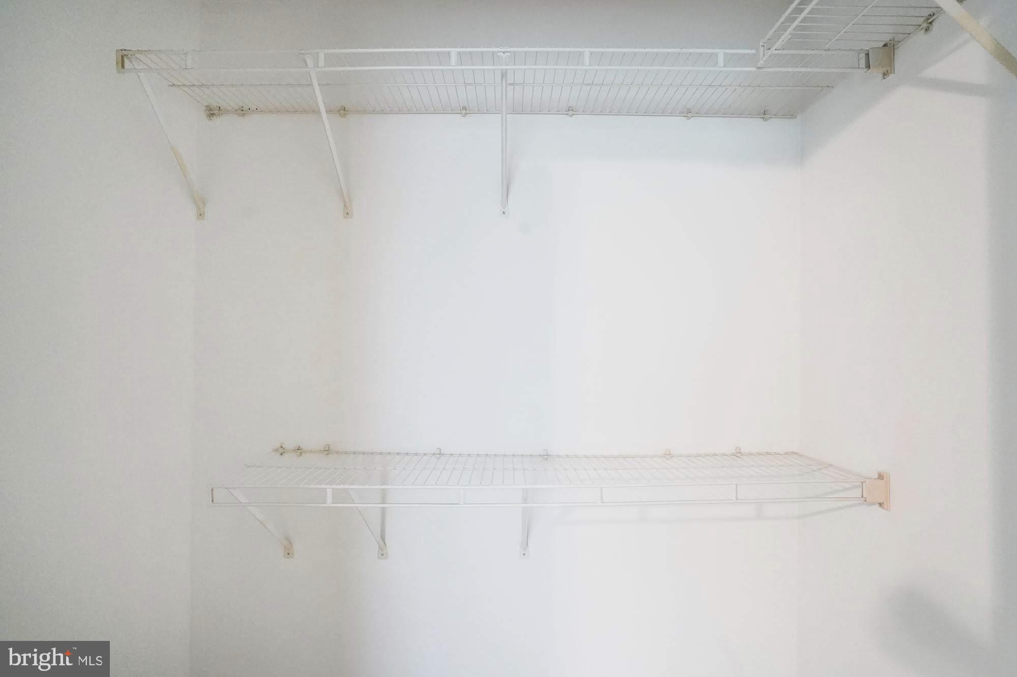 LEESBURG GATEWAY II - Residential Lease