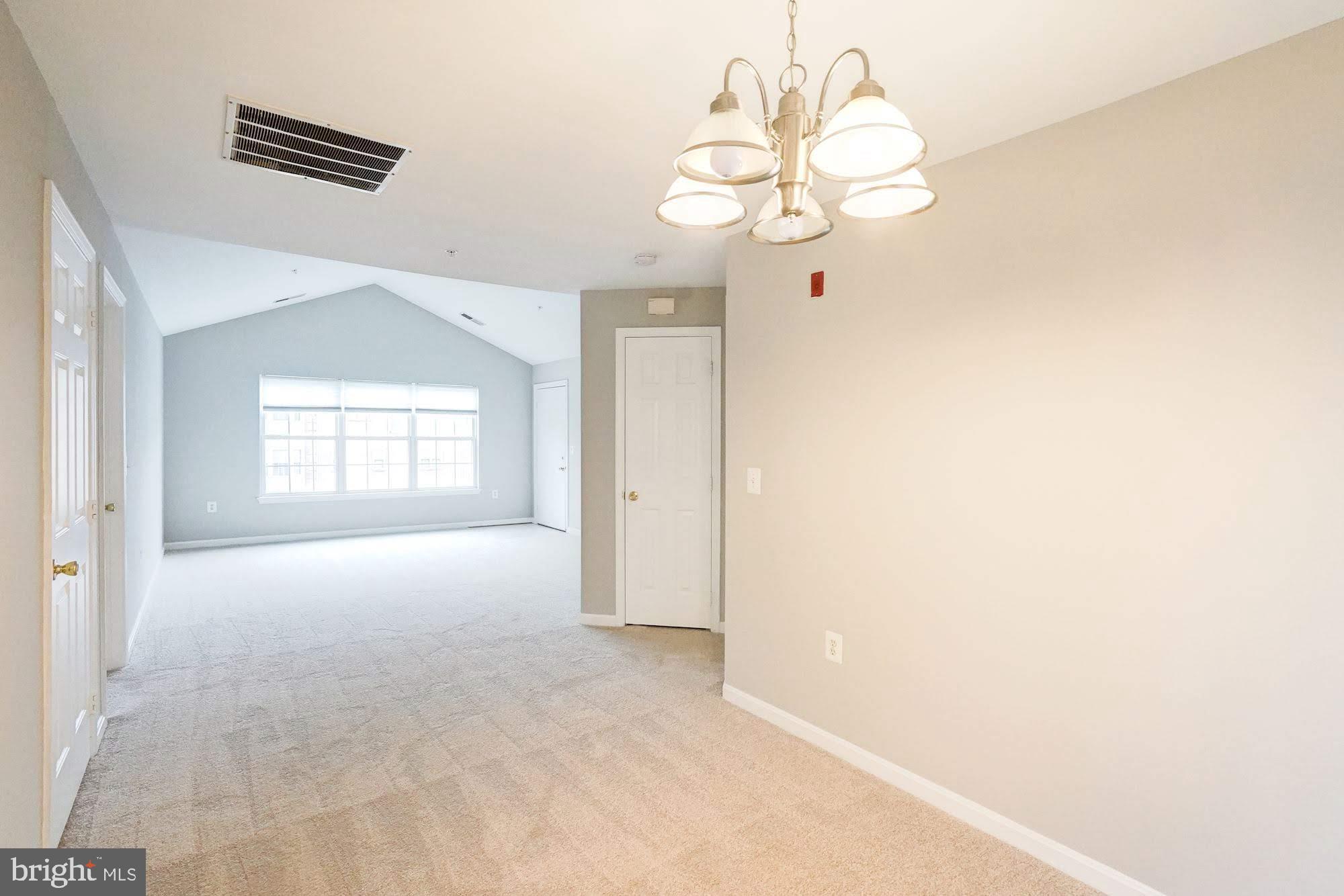 LEESBURG GATEWAY II - Residential Lease