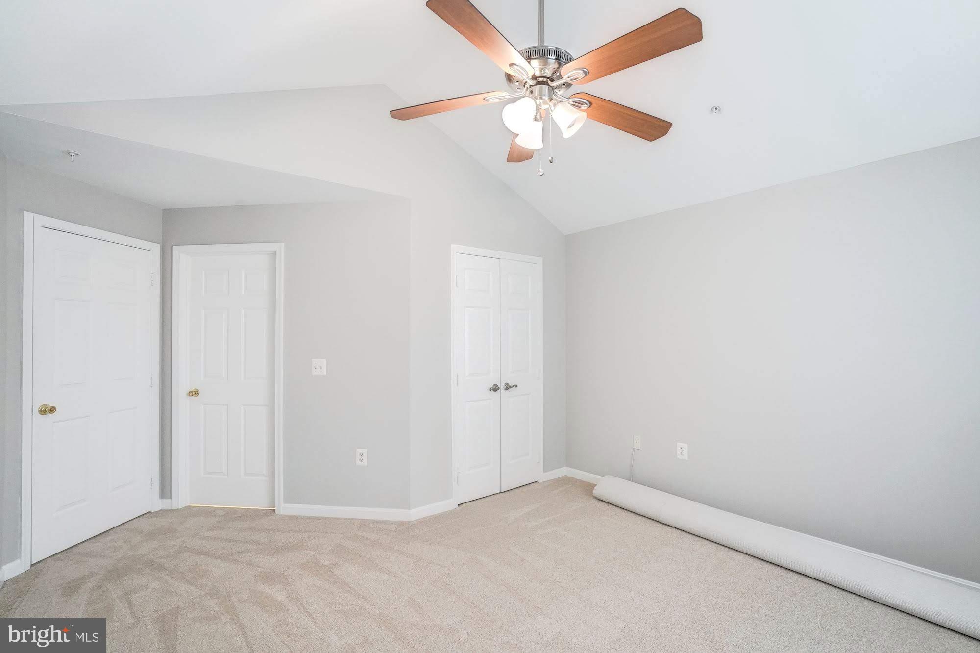 LEESBURG GATEWAY II - Residential Lease