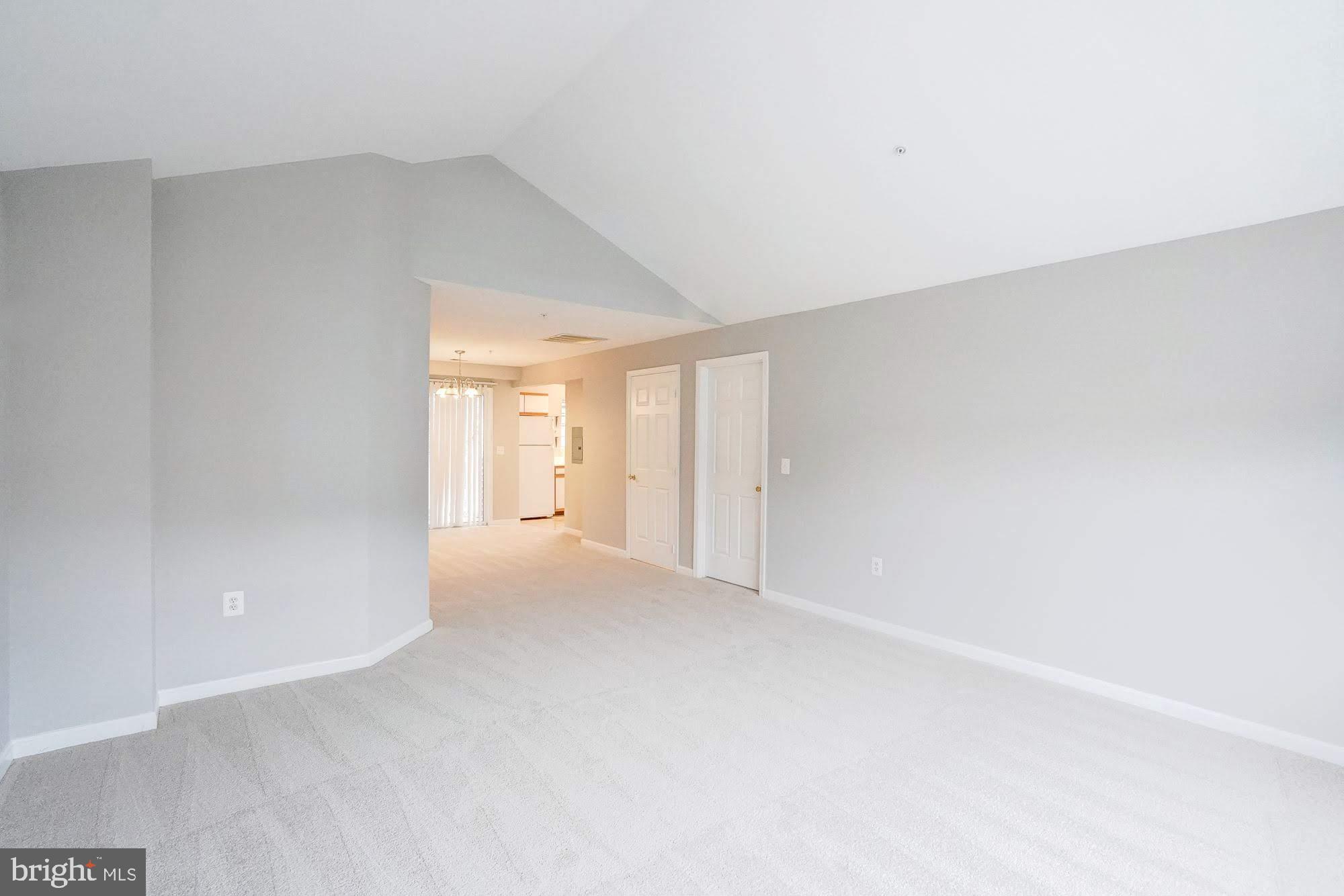 LEESBURG GATEWAY II - Residential Lease