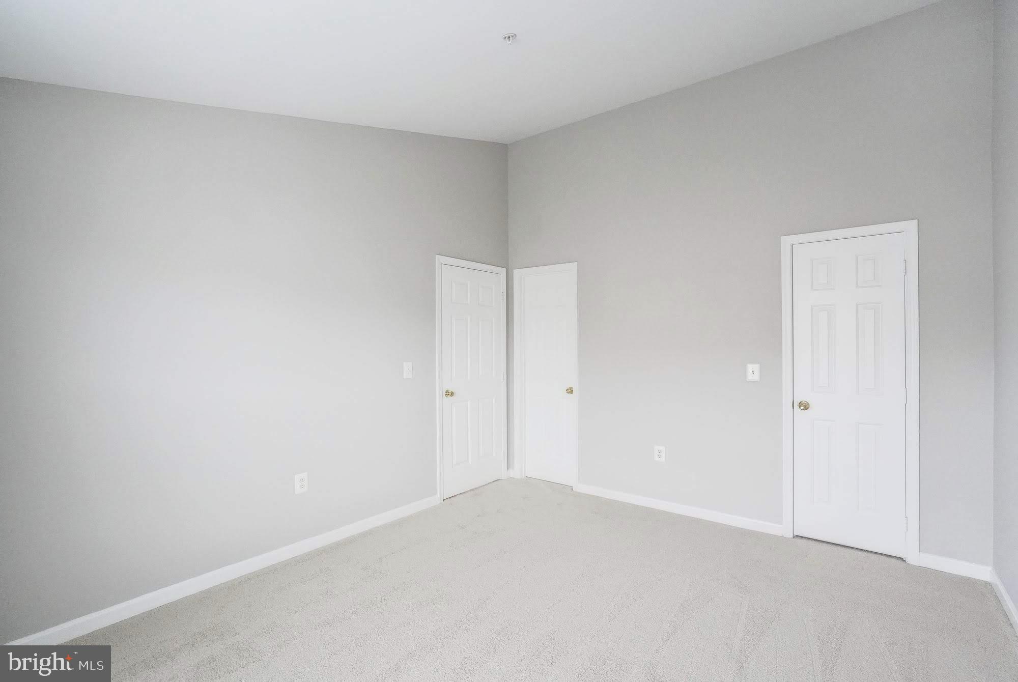 LEESBURG GATEWAY II - Residential Lease