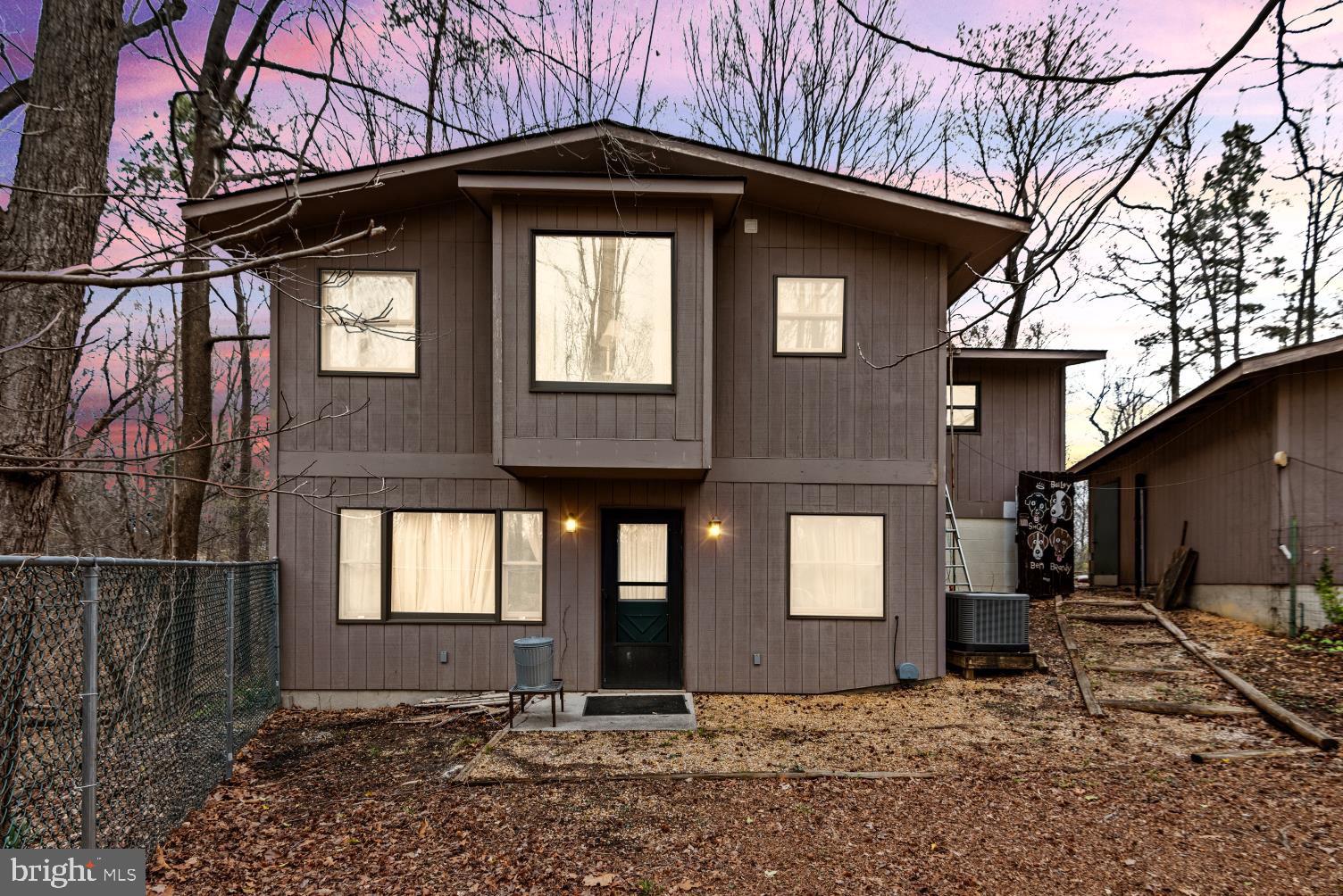 STRATFORD HARBOUR - Residential