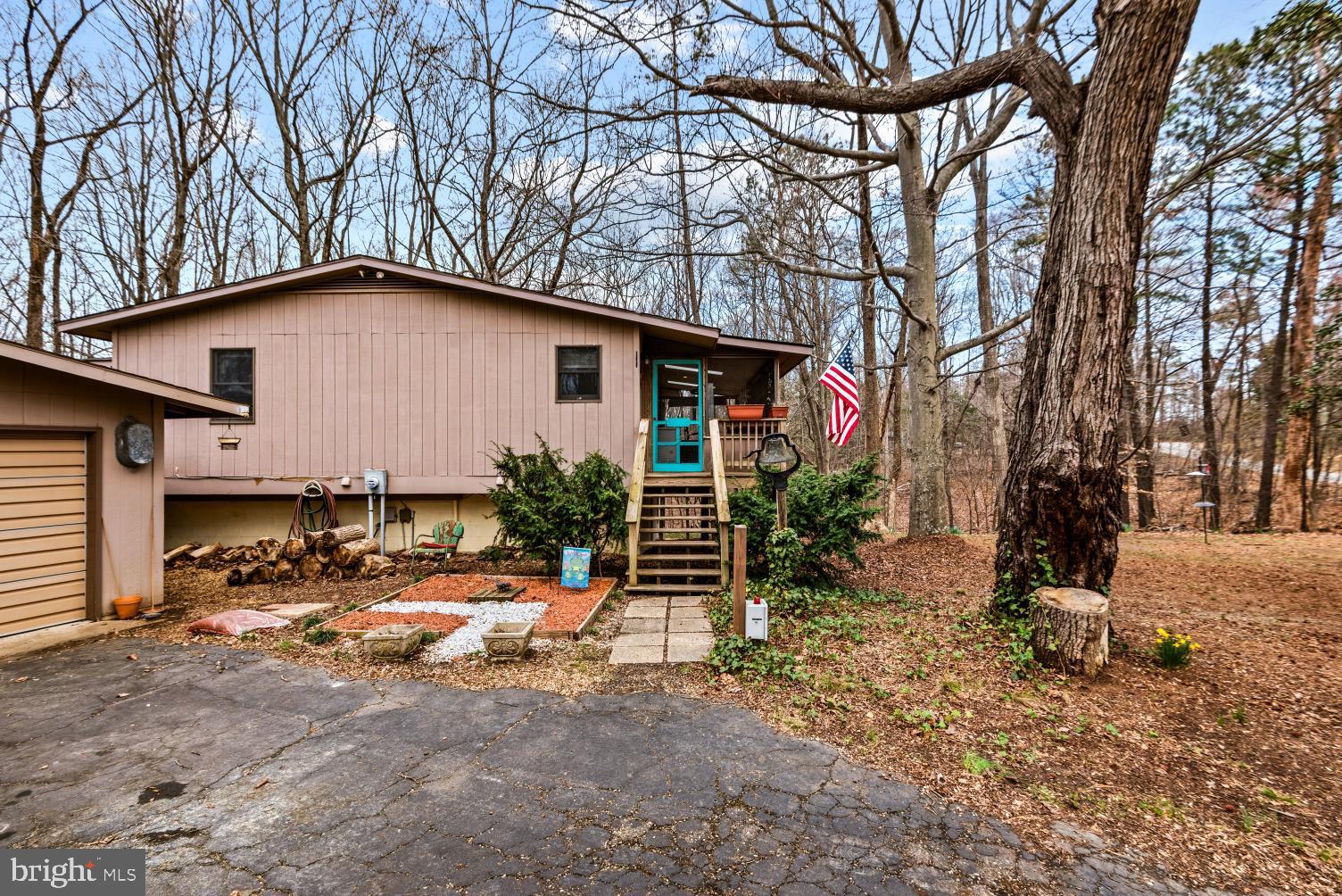 STRATFORD HARBOUR - Residential