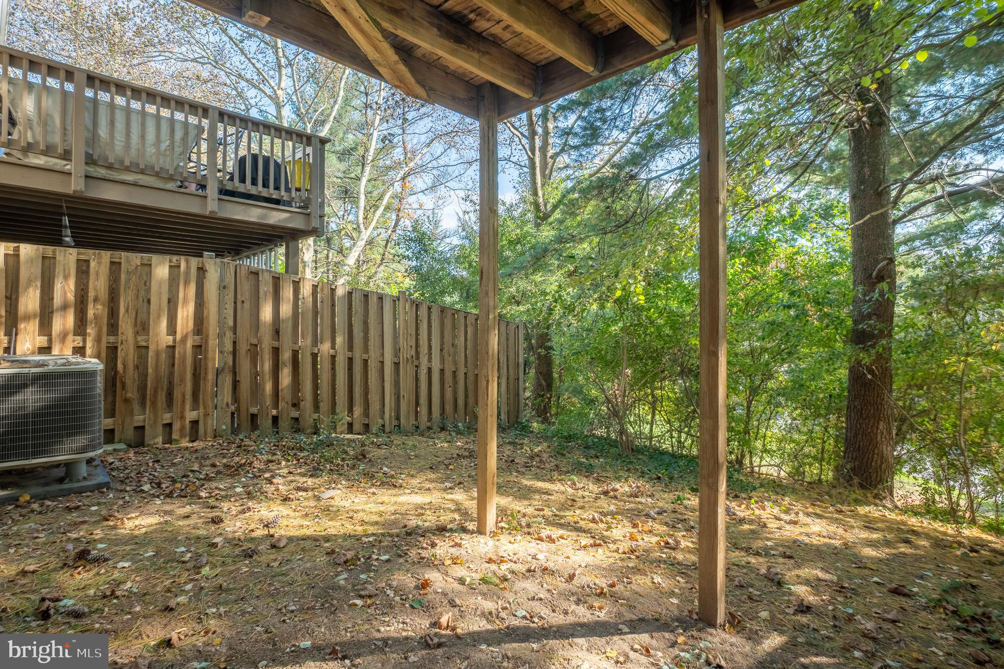 WOODLAND HILLS - Residential