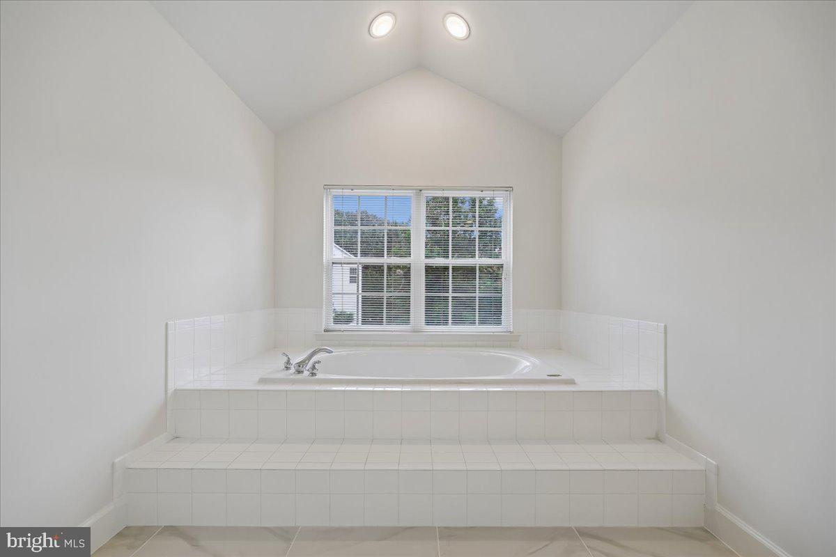 NATALIE ESTATES - Residential