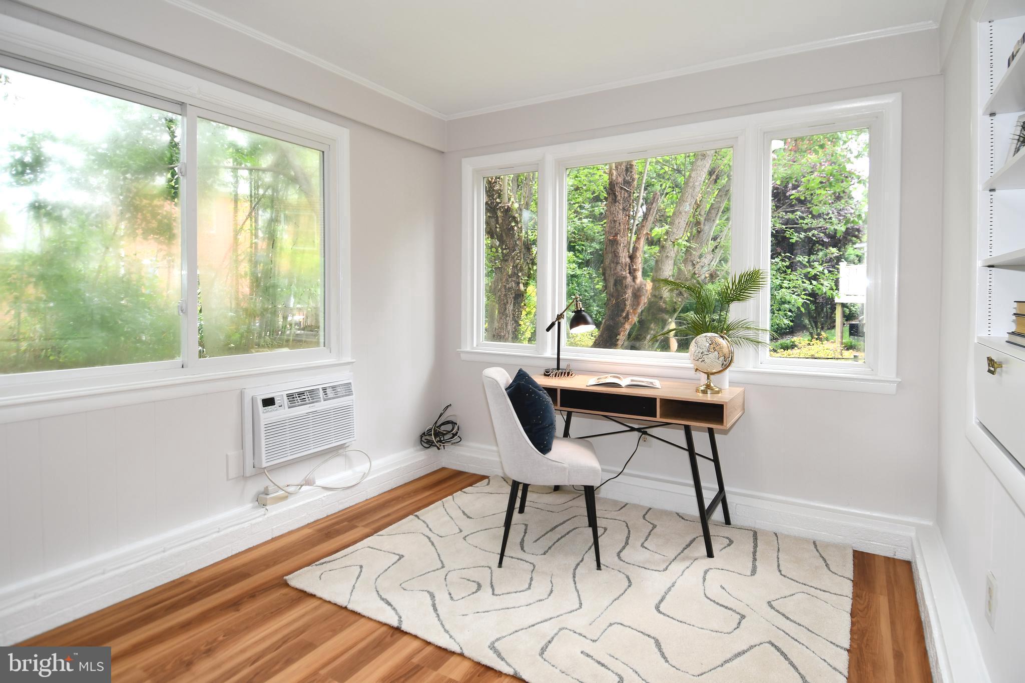 KENWOOD PARK - Residential