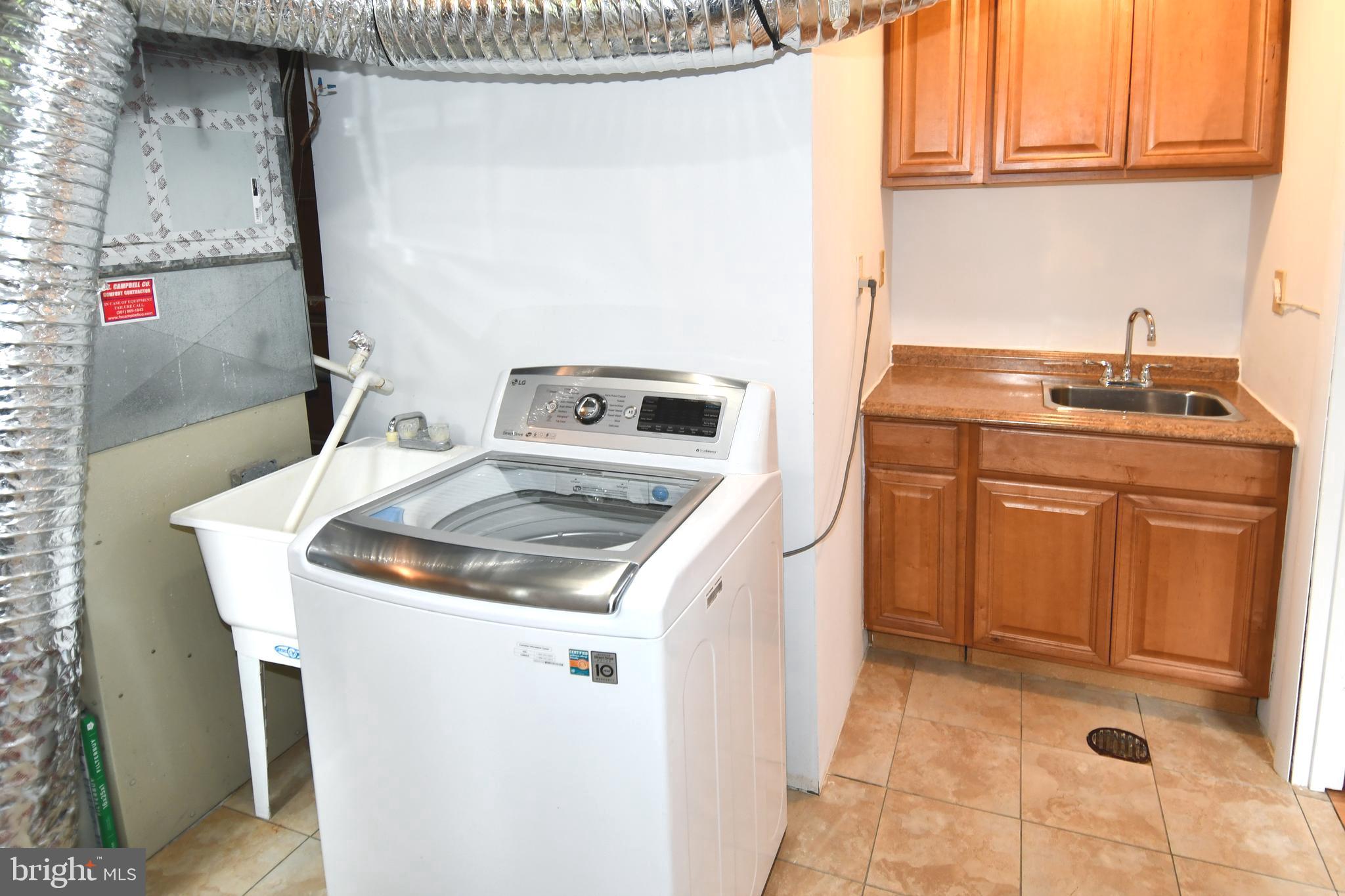 KENWOOD PARK - Residential