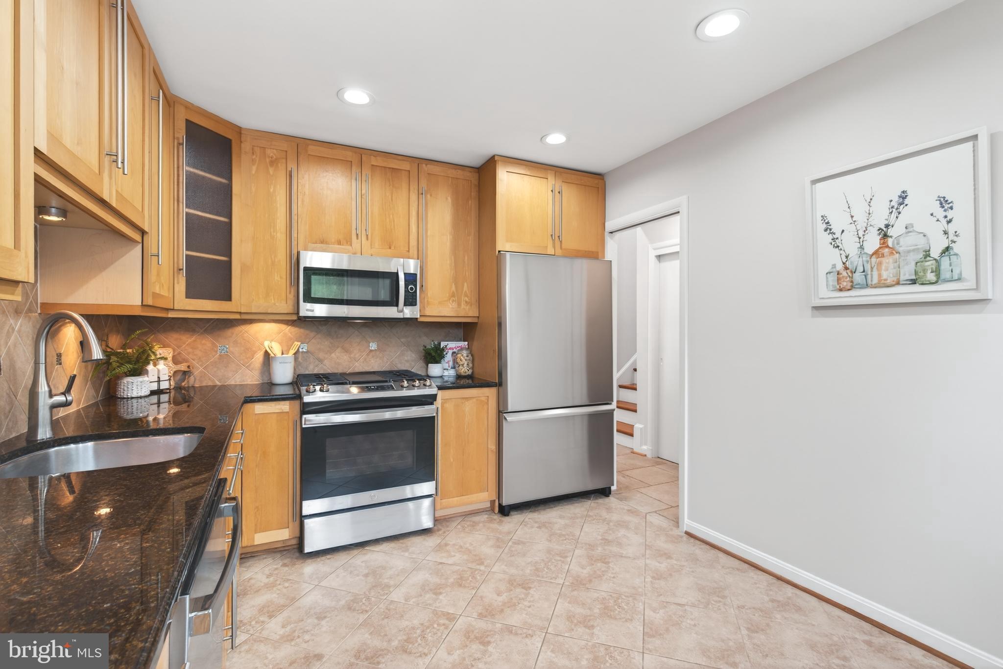 KENWOOD PARK - Residential