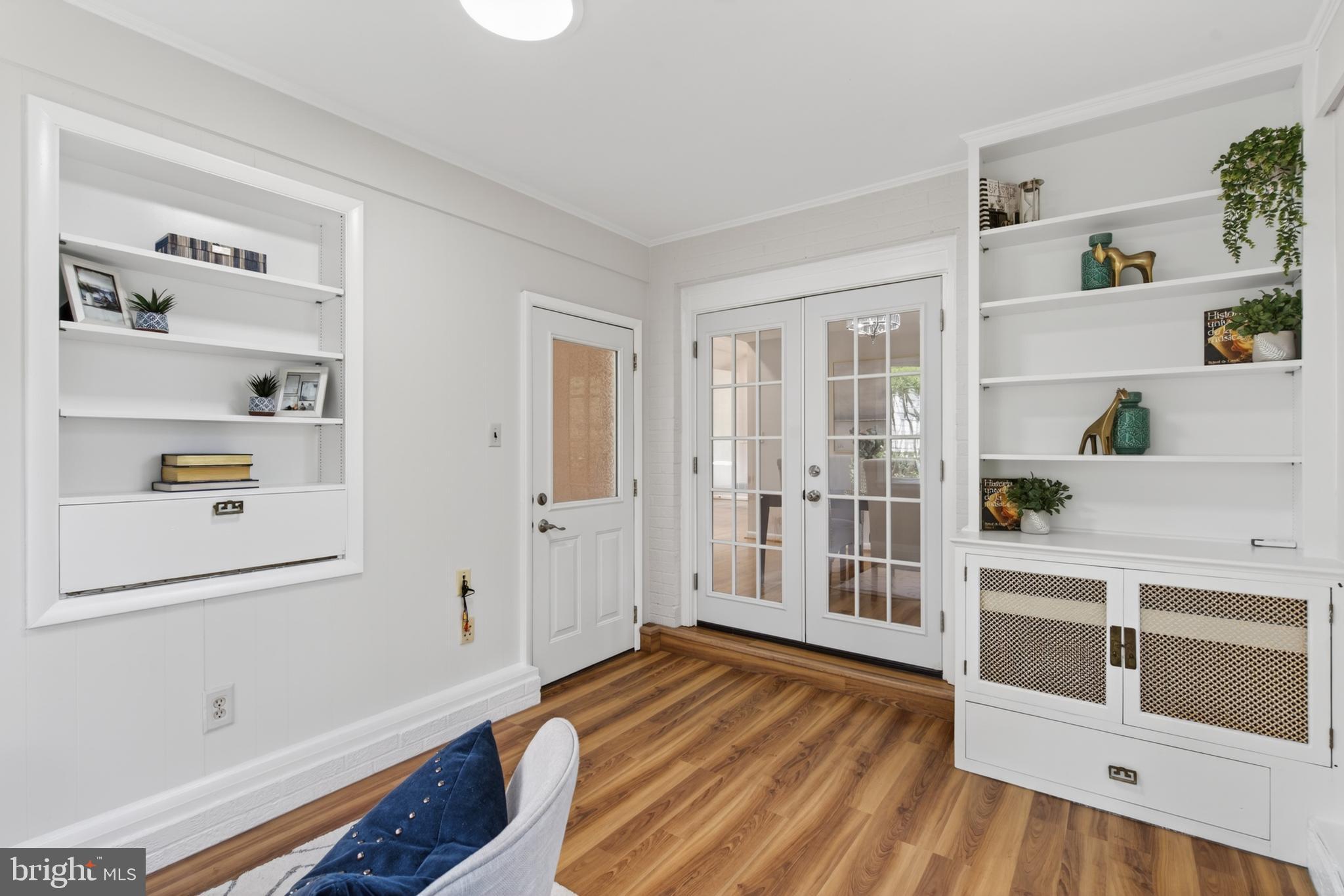KENWOOD PARK - Residential