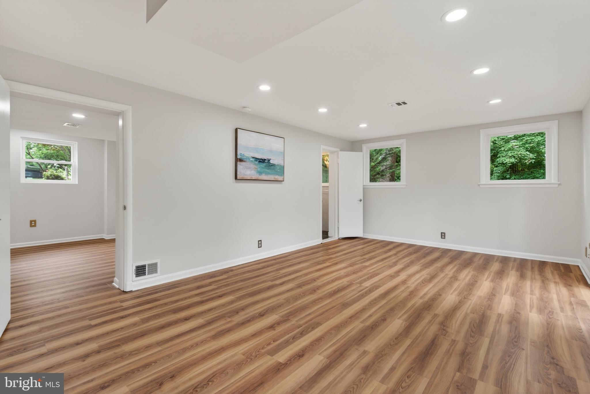 KENWOOD PARK - Residential