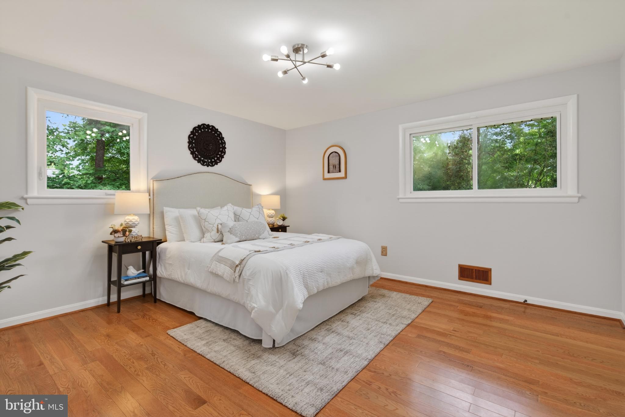 KENWOOD PARK - Residential