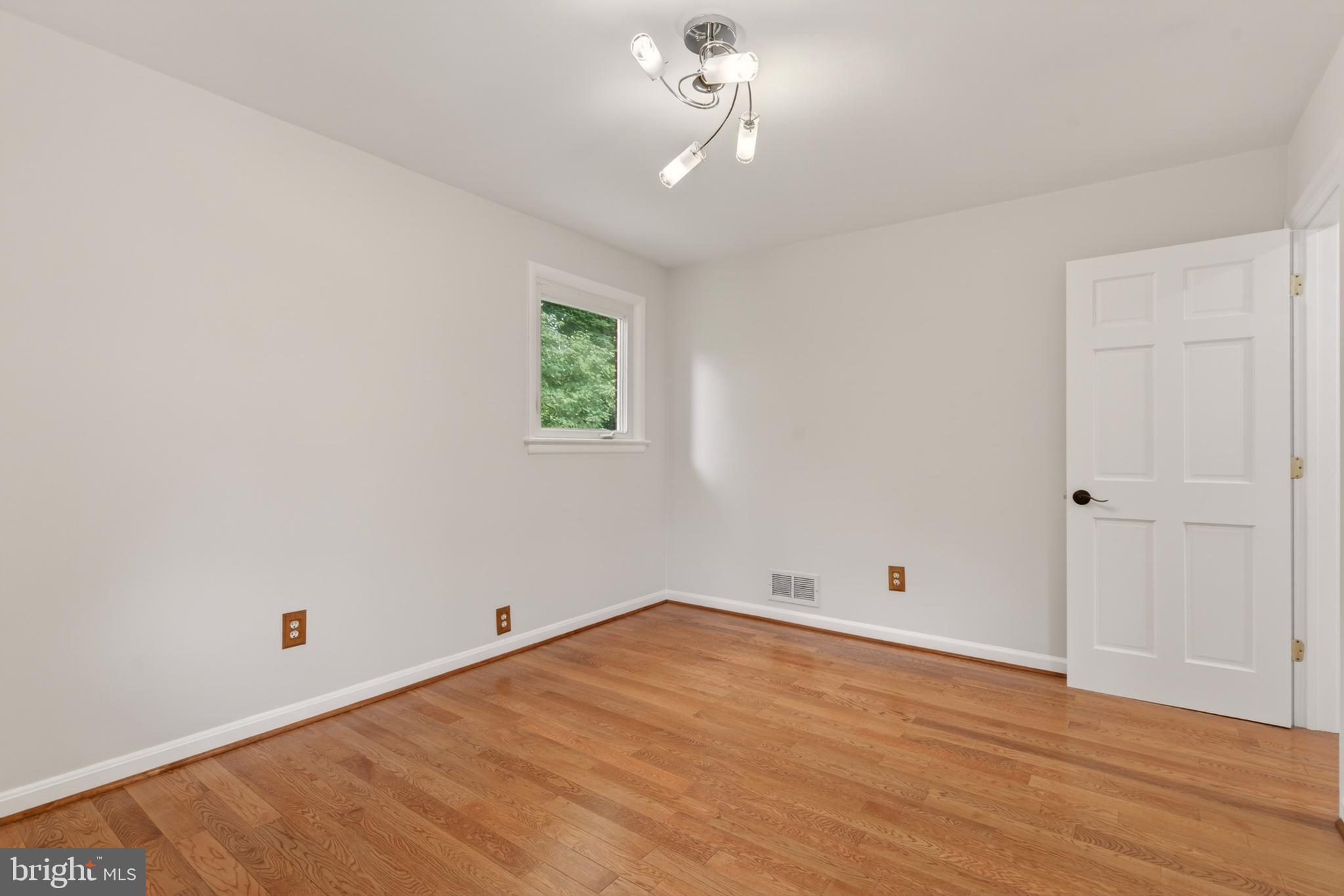 KENWOOD PARK - Residential