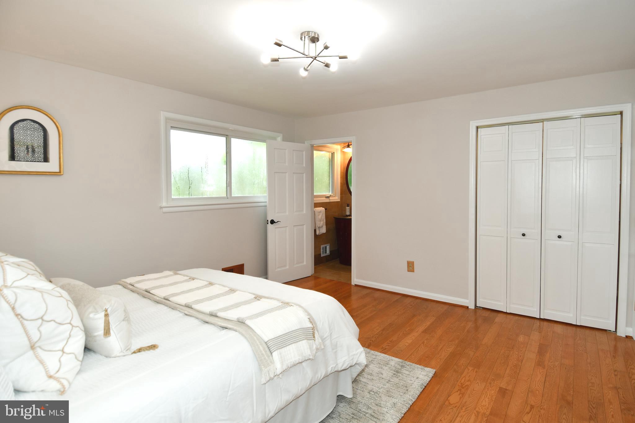 KENWOOD PARK - Residential