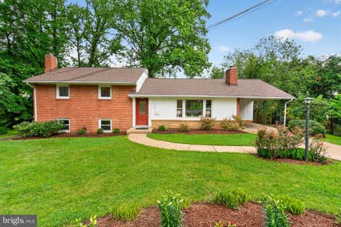 Homes For Sale - 5701 Radnor Court<br/> BETHESDA, MD 20817