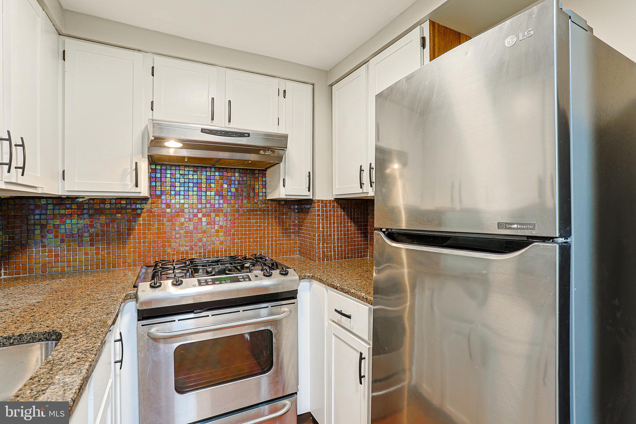 WASHINGTON SQ - Residential