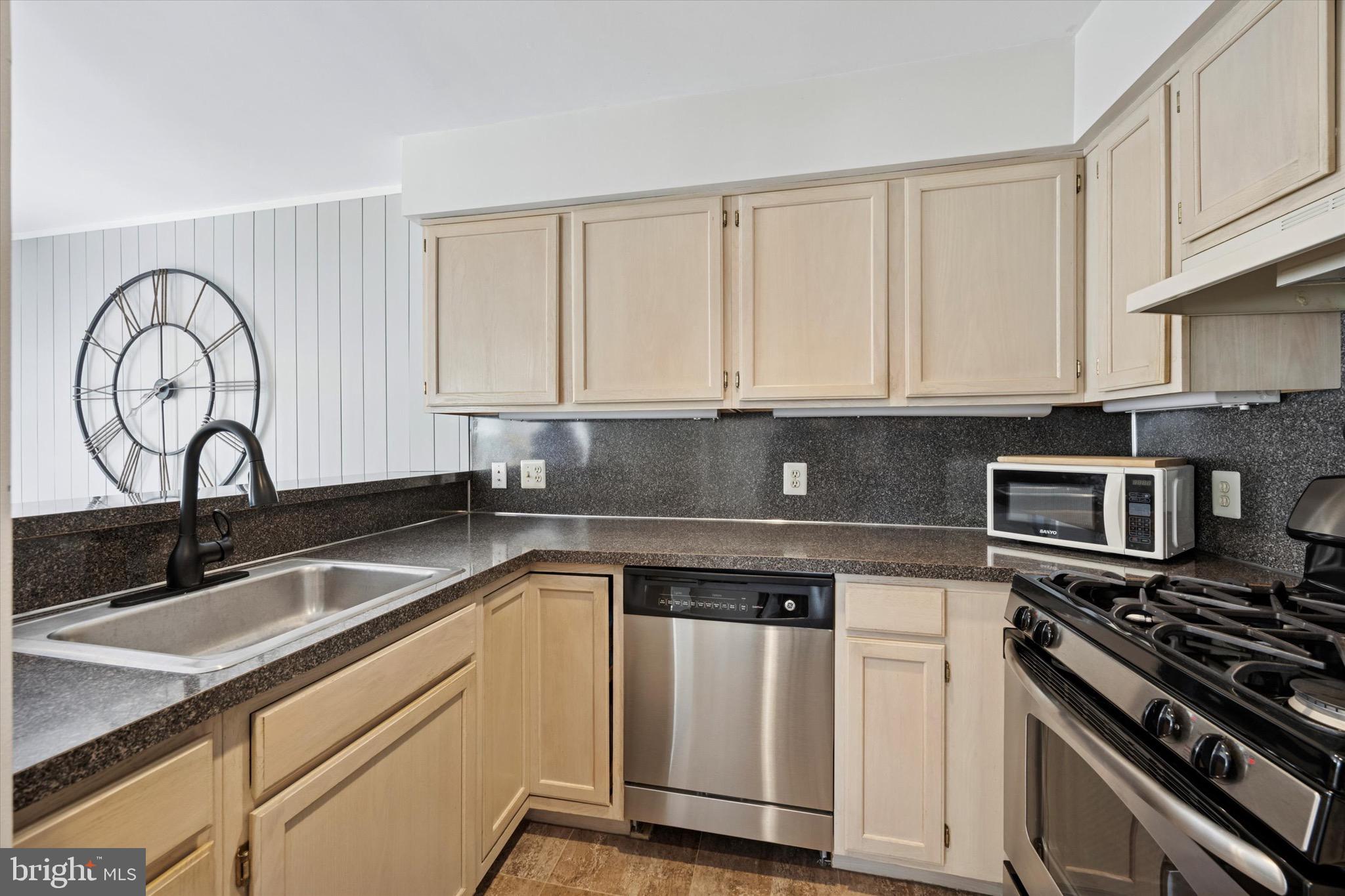 VILLAGE AT GWYNEDD - Residential