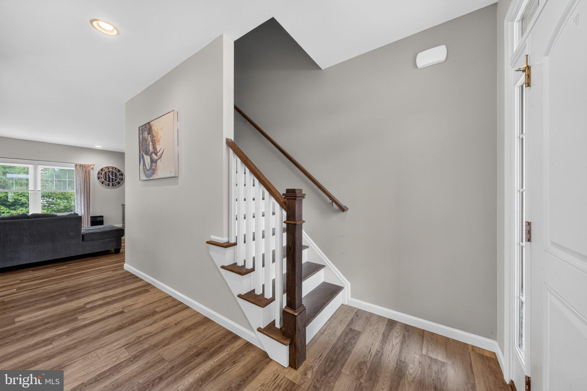 320 GREENWOOD DRIVE