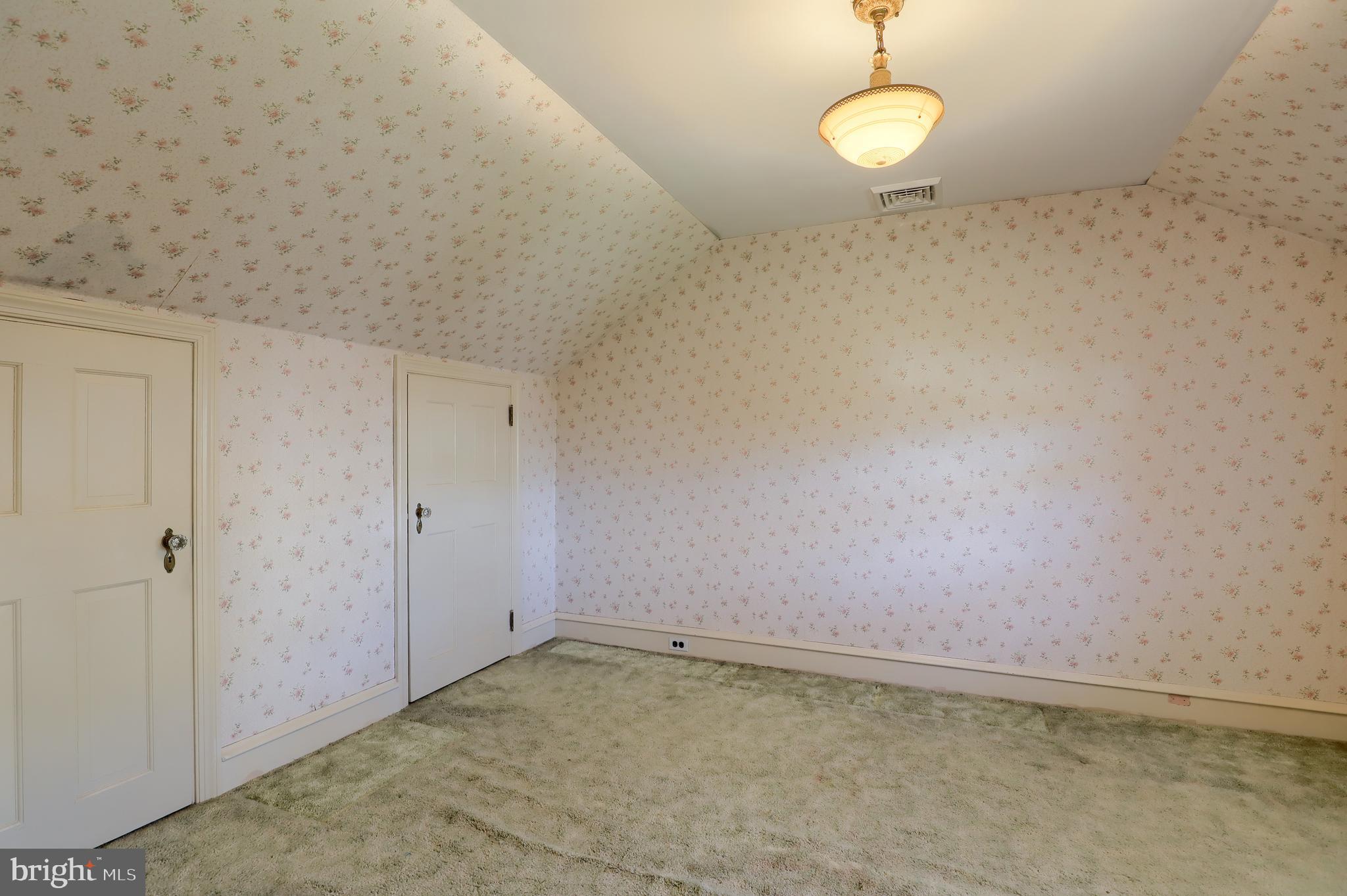 GRANDVIEW HEIGHTS - Residential